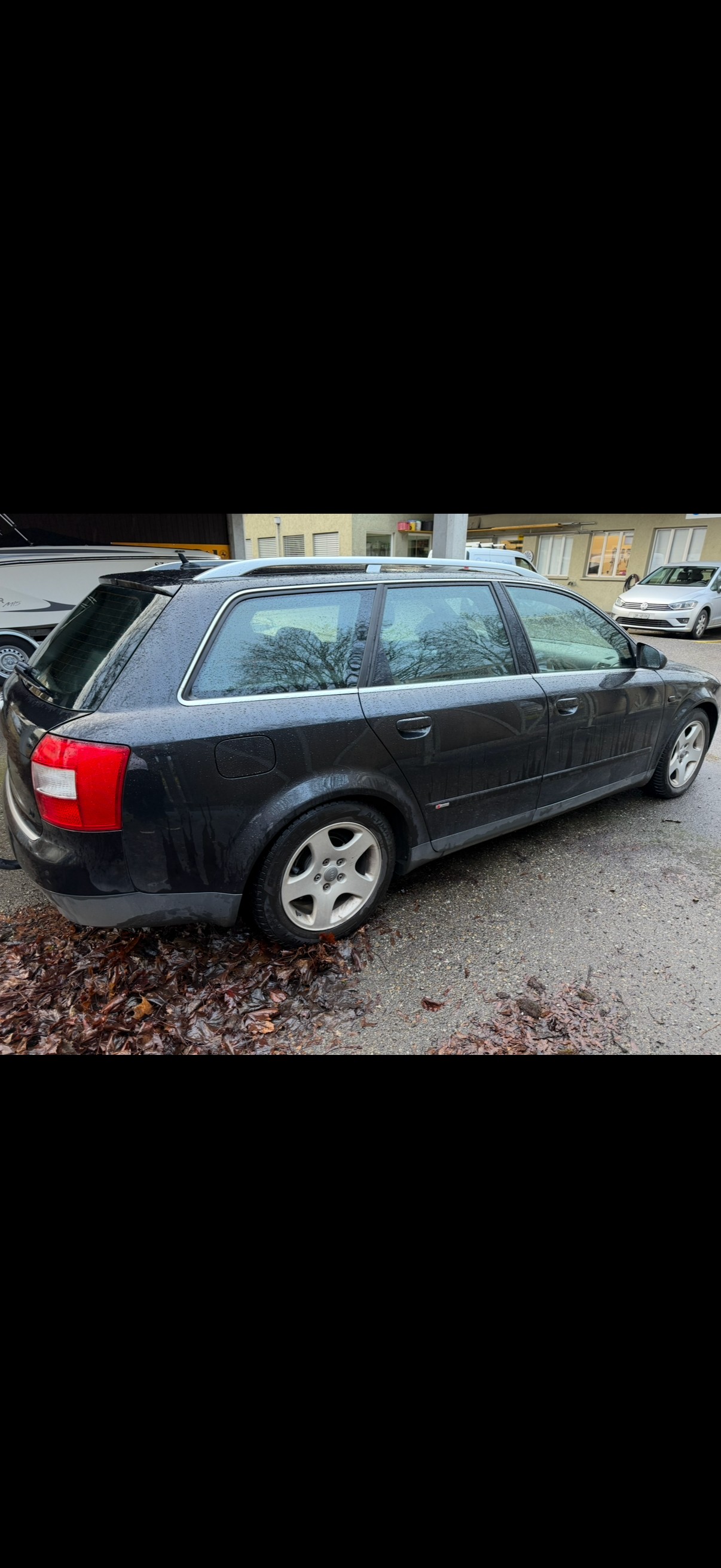 AUDI A4 Avant 2.5 TDI quattro S-line-image-3