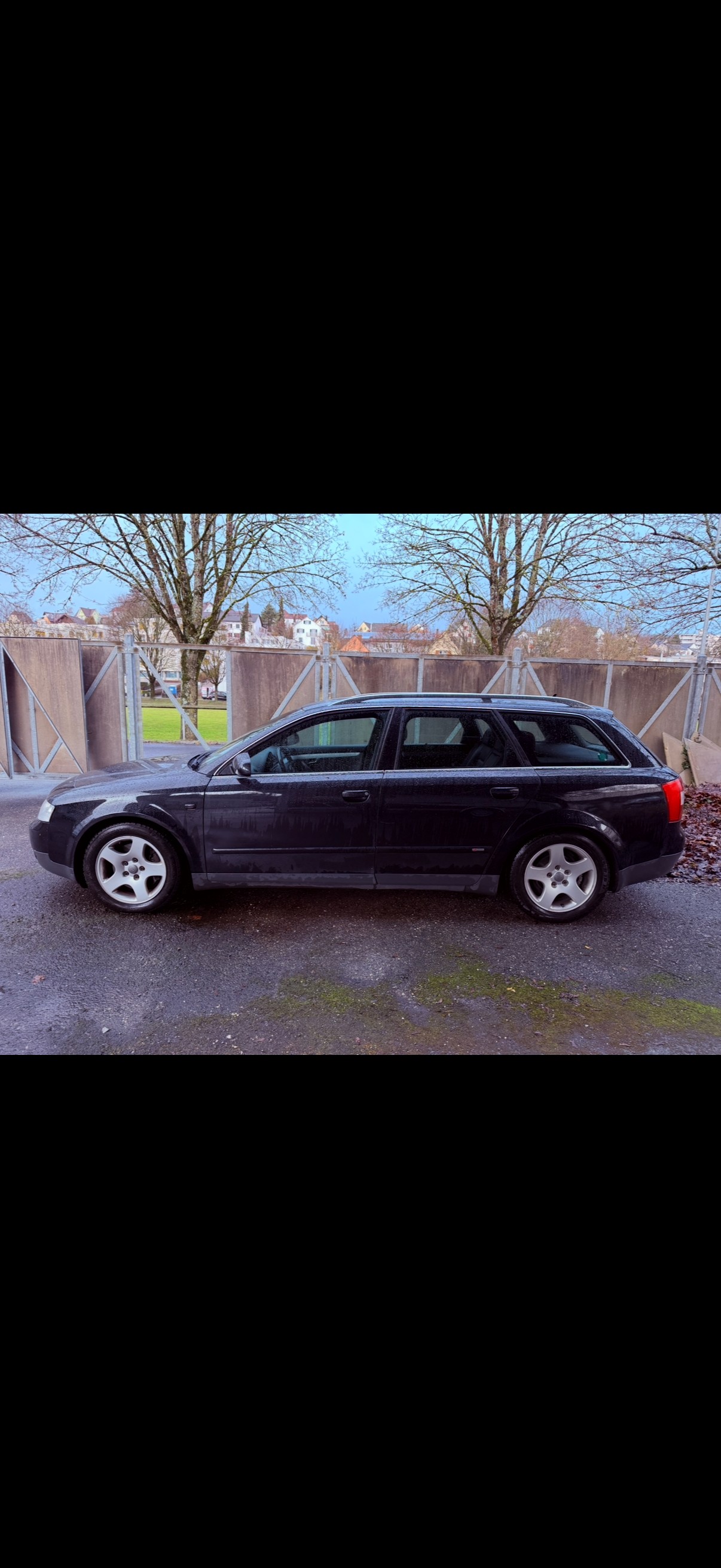 AUDI A4 Avant 2.5 TDI quattro S-line-image-5
