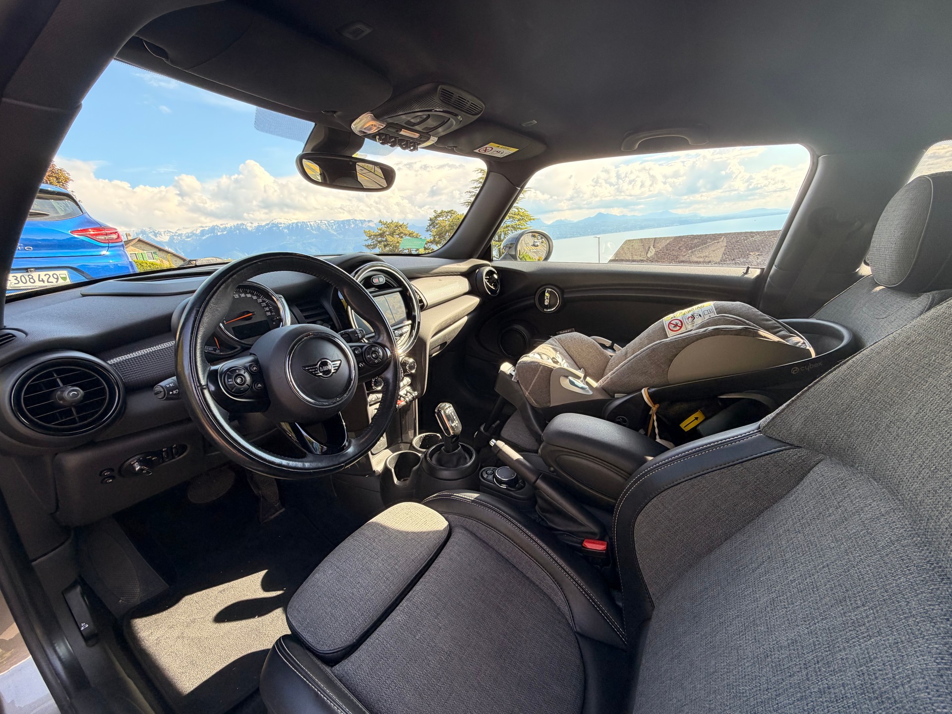 MINI 1.5i Cooper-image-5