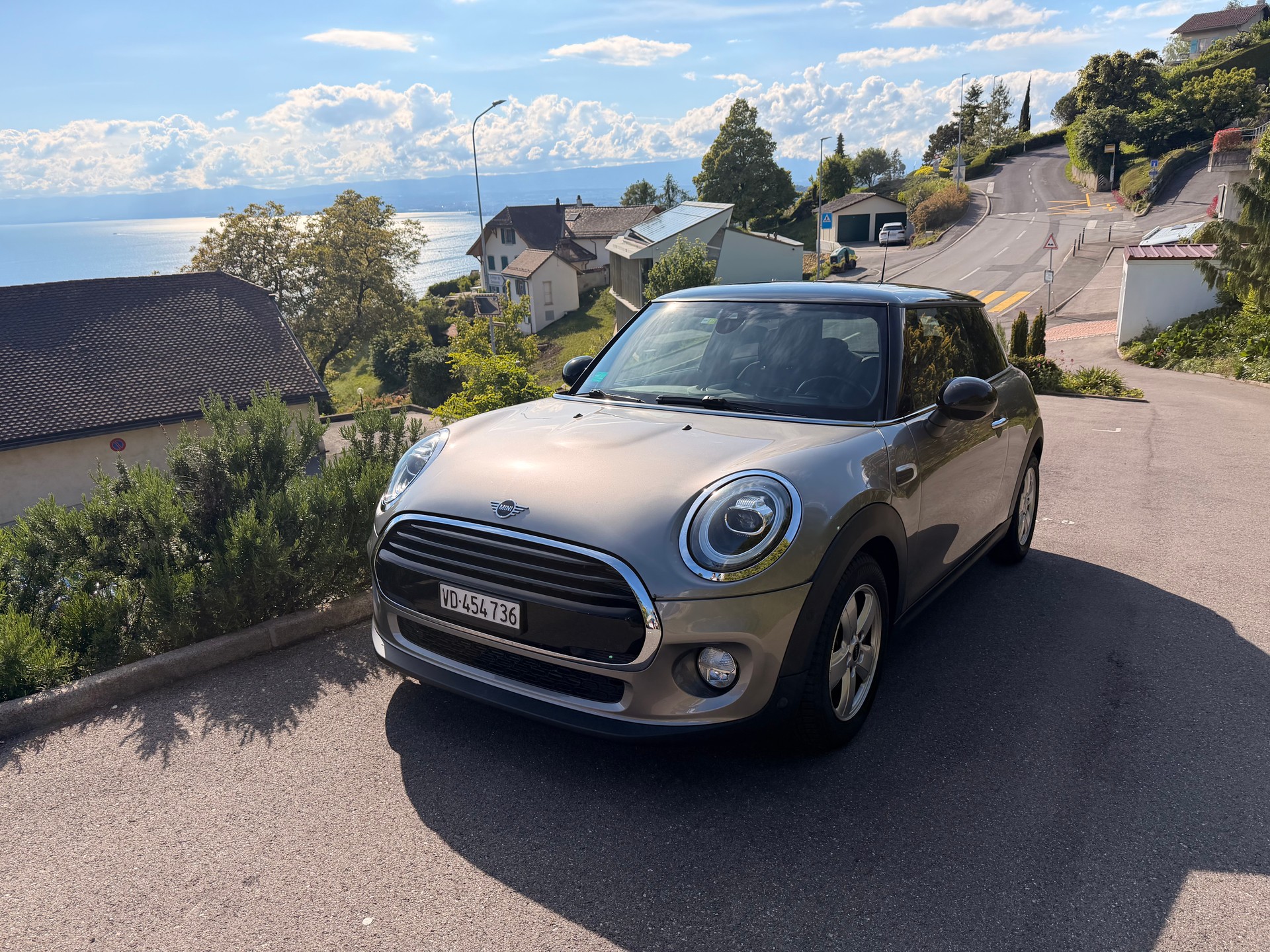 MINI 1.5i Cooper-image-0