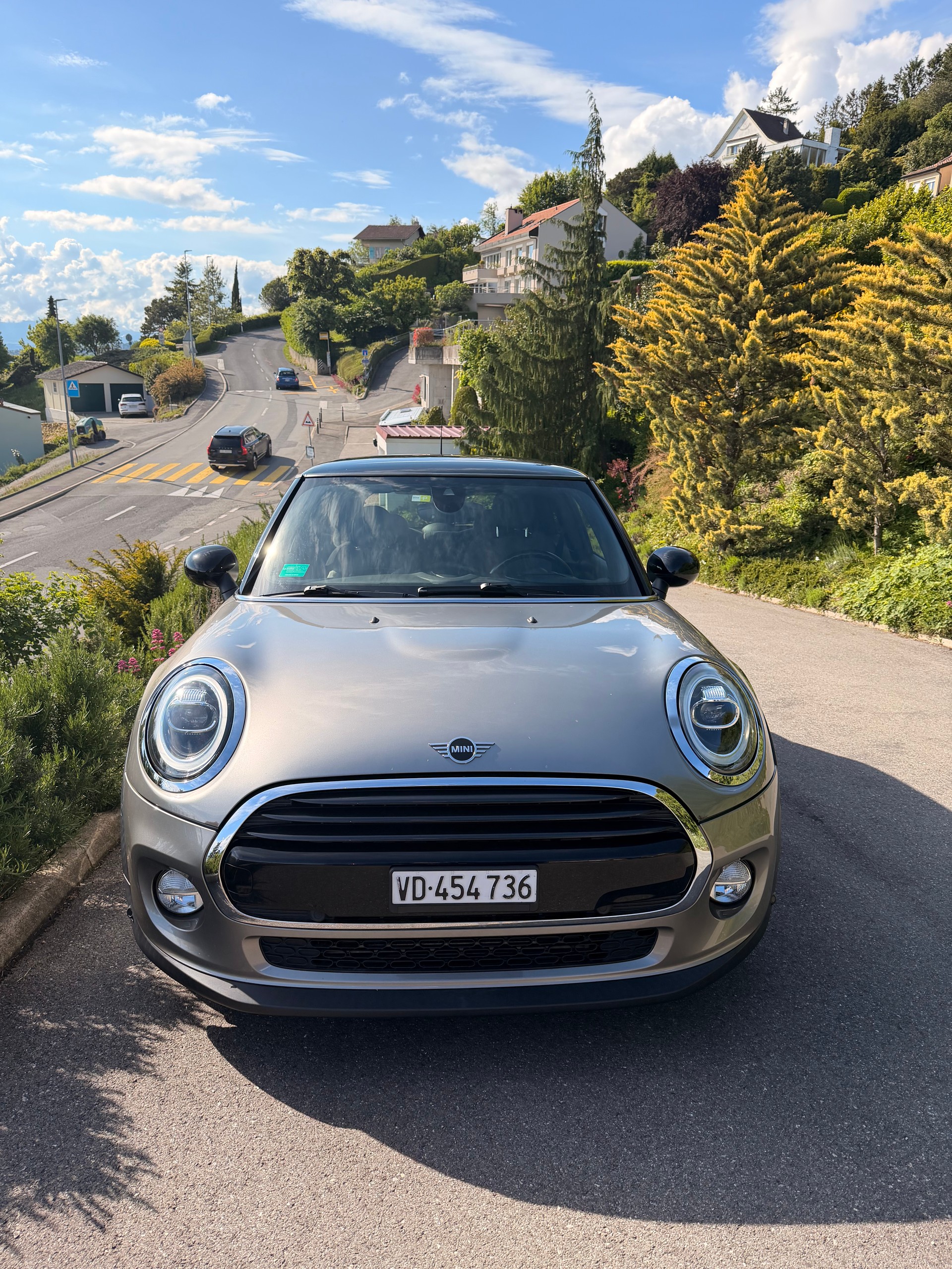 MINI 1.5i Cooper-image-1