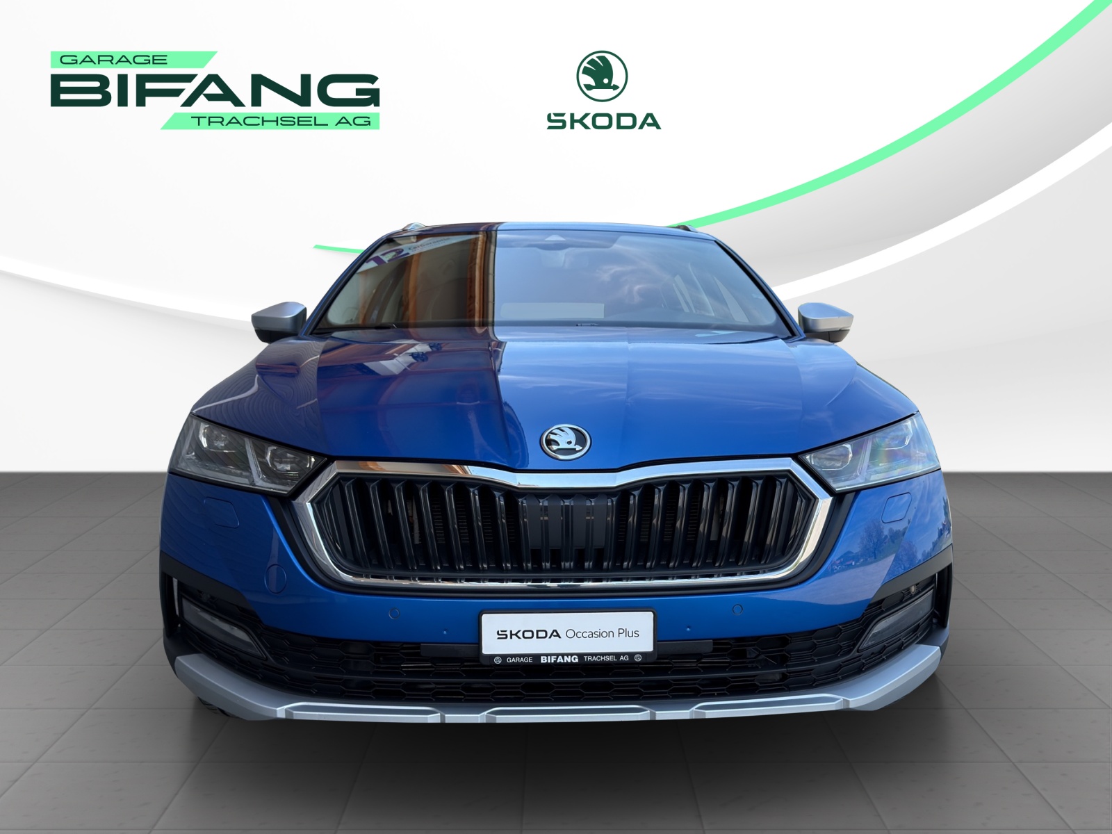 SKODA Octavia Combi 2.0 TDI DSG Scout 4x4-showroom-element-1