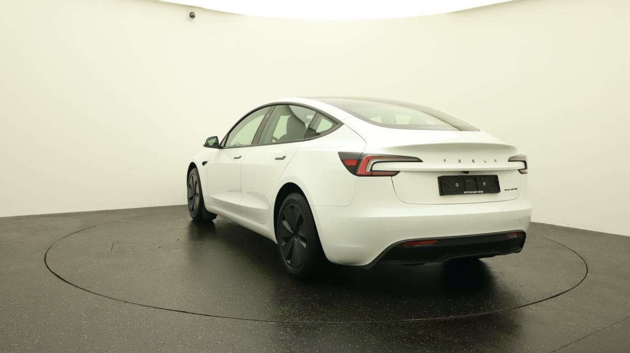 TESLA Model 3 Long Range Dual Motor AWD-image-3