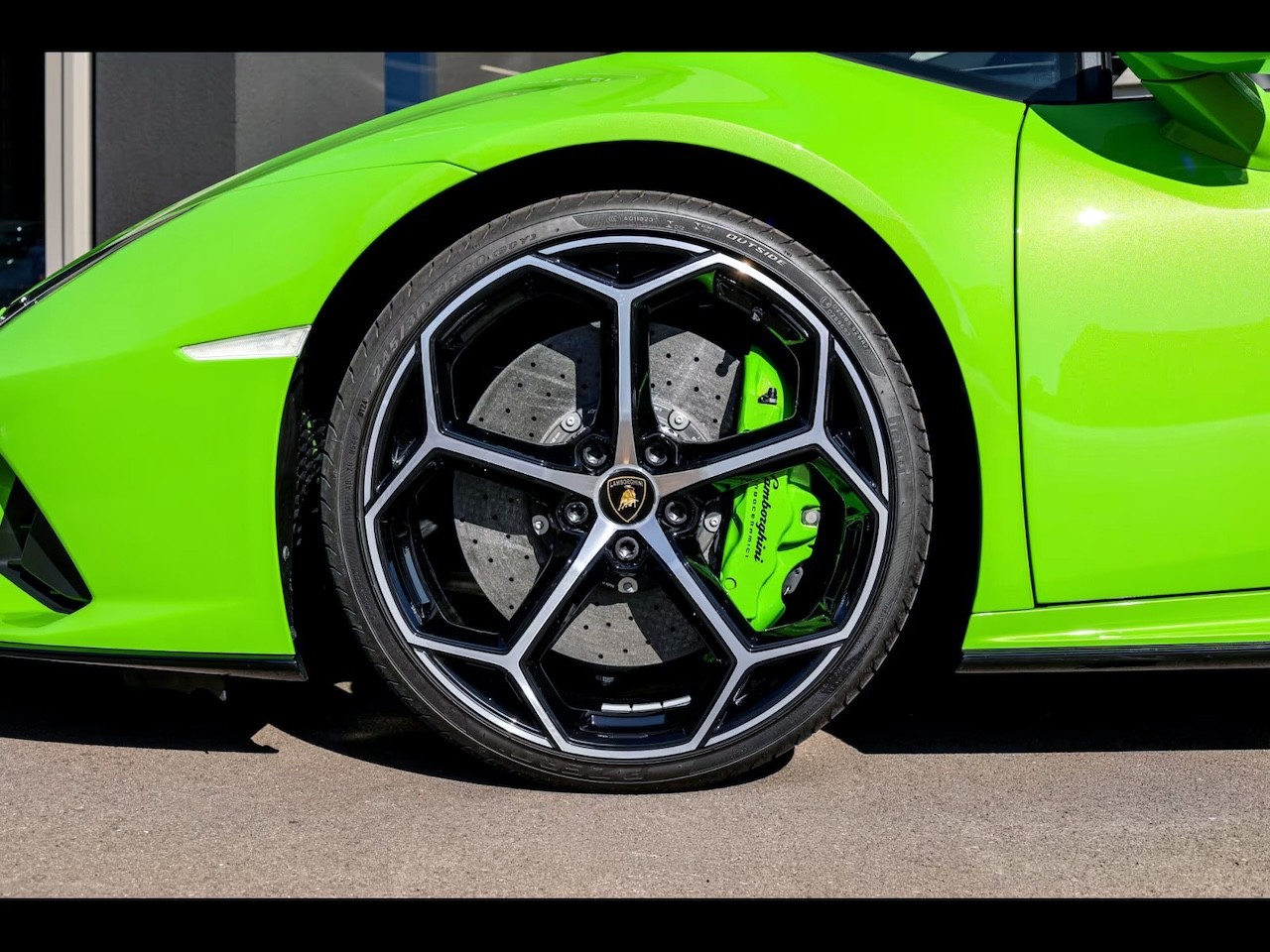 LAMBORGHINI HURACÁN EVO SPYDER LP640-4 5.2 V10 4WD-image-8