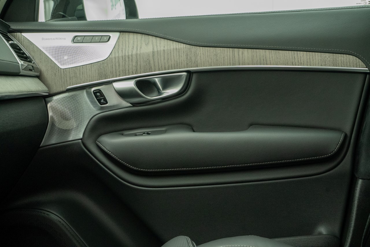 VOLVO XC90 2.0 T8 TE XCLUSIVE Dark 7P. eAWD-image-11
