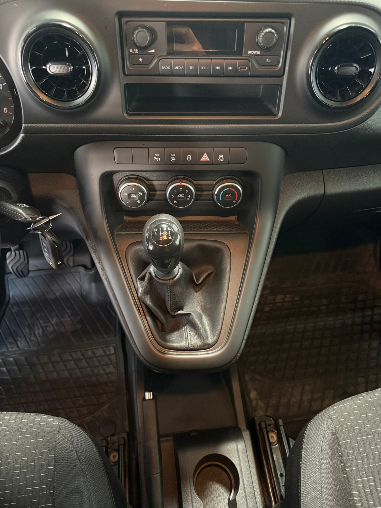 MERCEDES-BENZ Citan 108 CDI Base-image-11