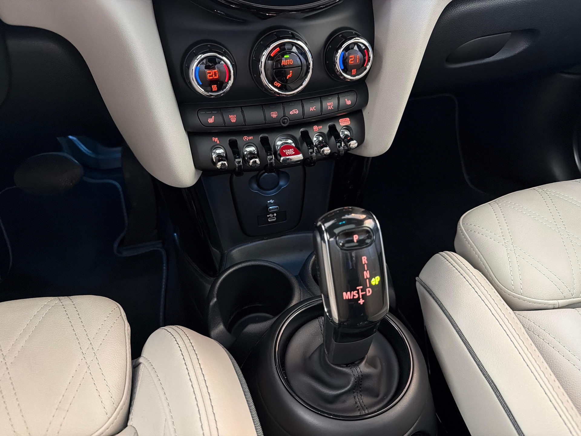 MINI F55 2.0i Cooper S SDKG-image-14
