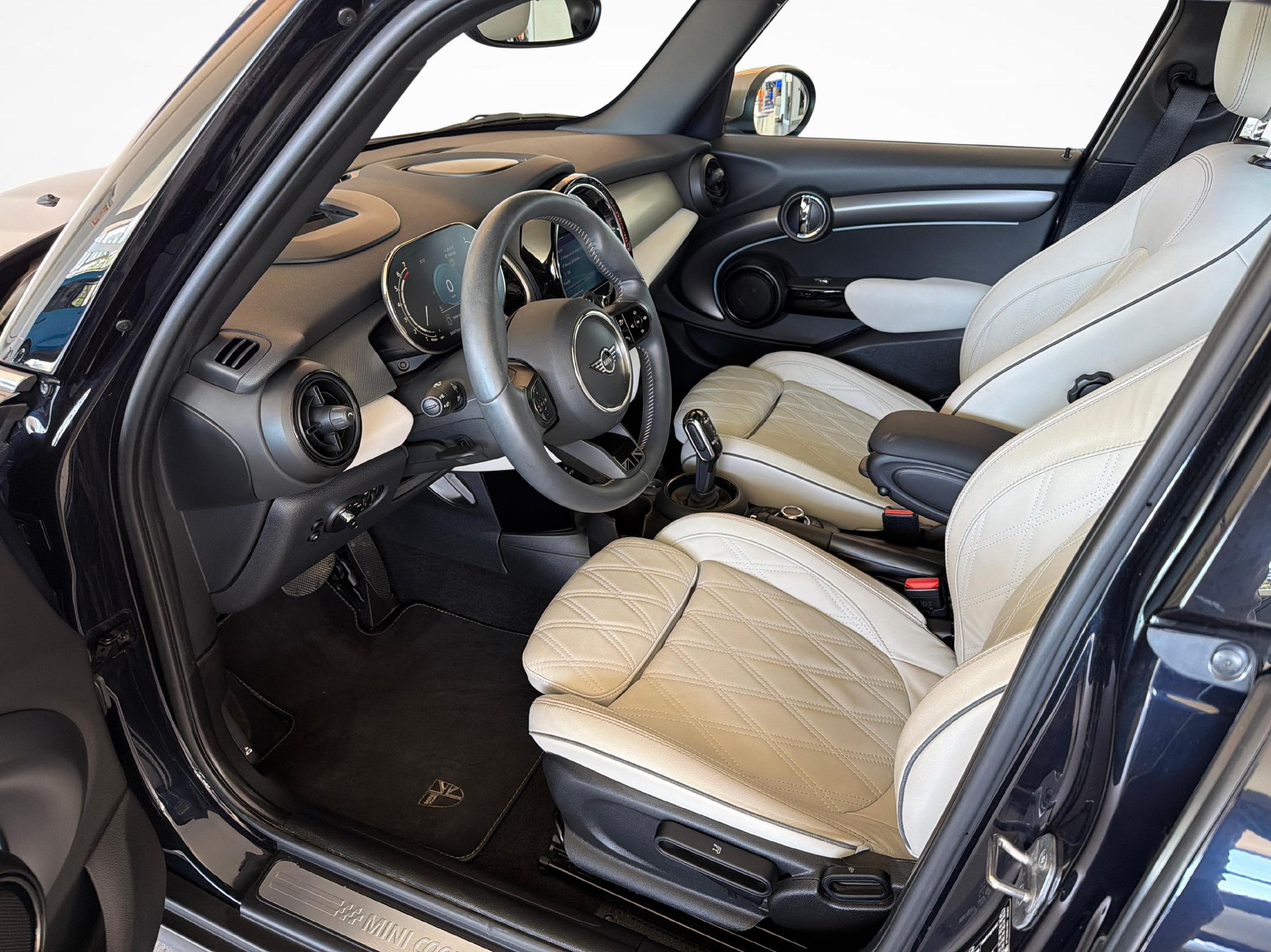 MINI F55 2.0i Cooper S SDKG-image-8