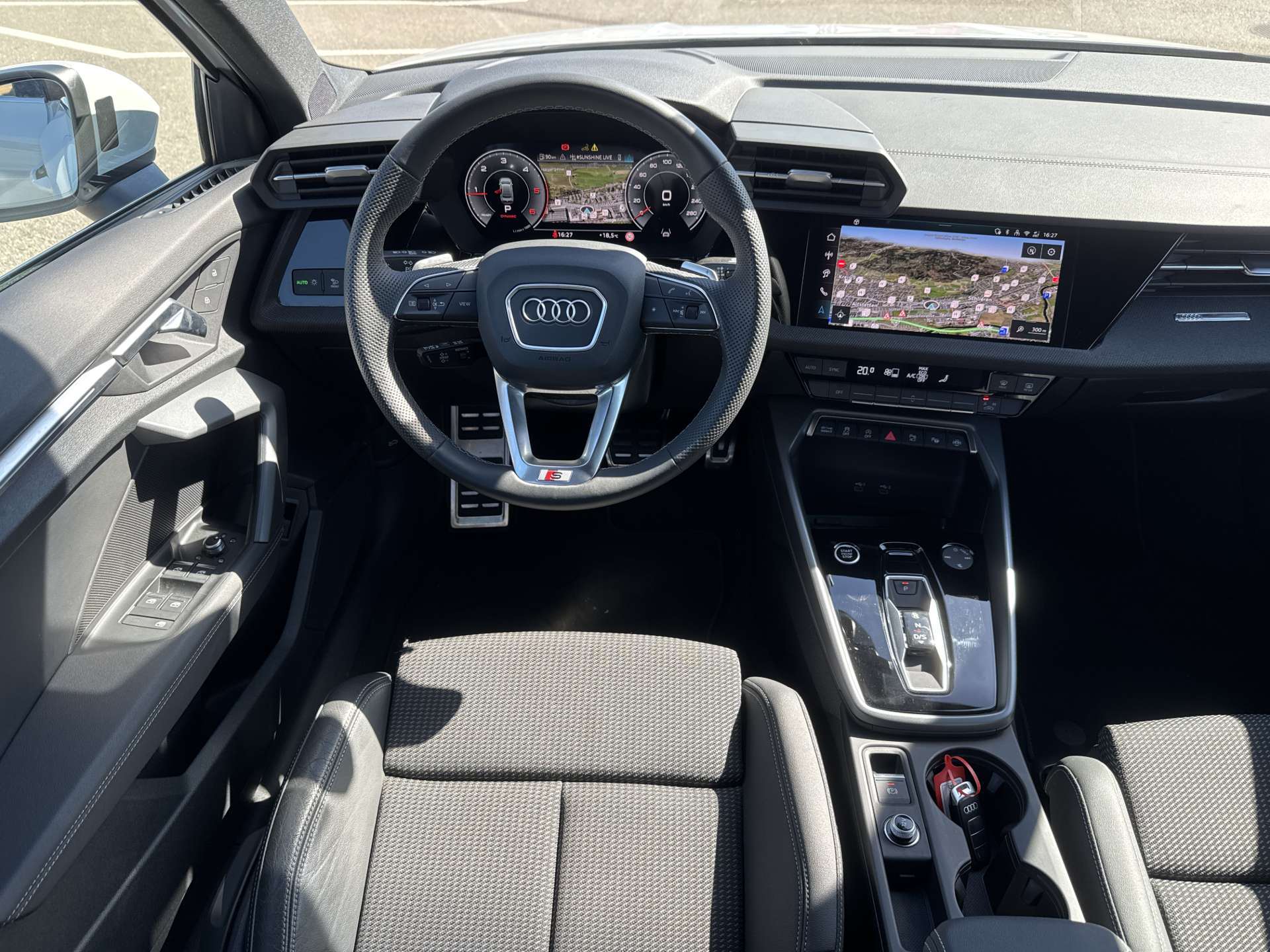 AUDI A3 Limousine 35 TDi S-Line S-Tronic Automat-image-4