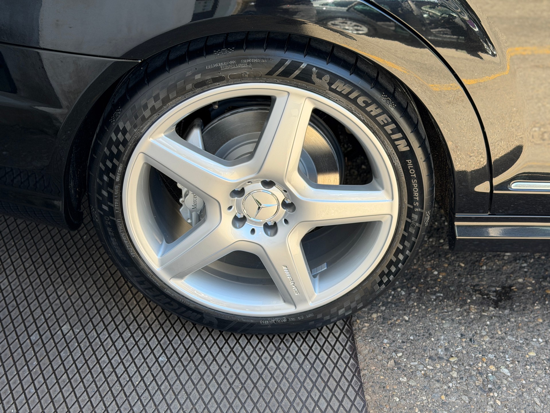 MERCEDES-BENZ S 600 L Automatic V12-image-16