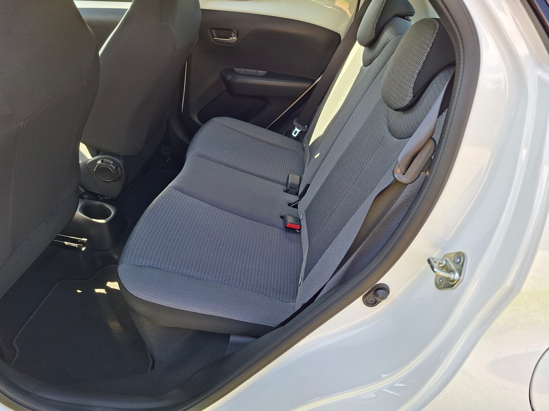 TOYOTA Aygo 1.0 VVT-i Trend-image-12