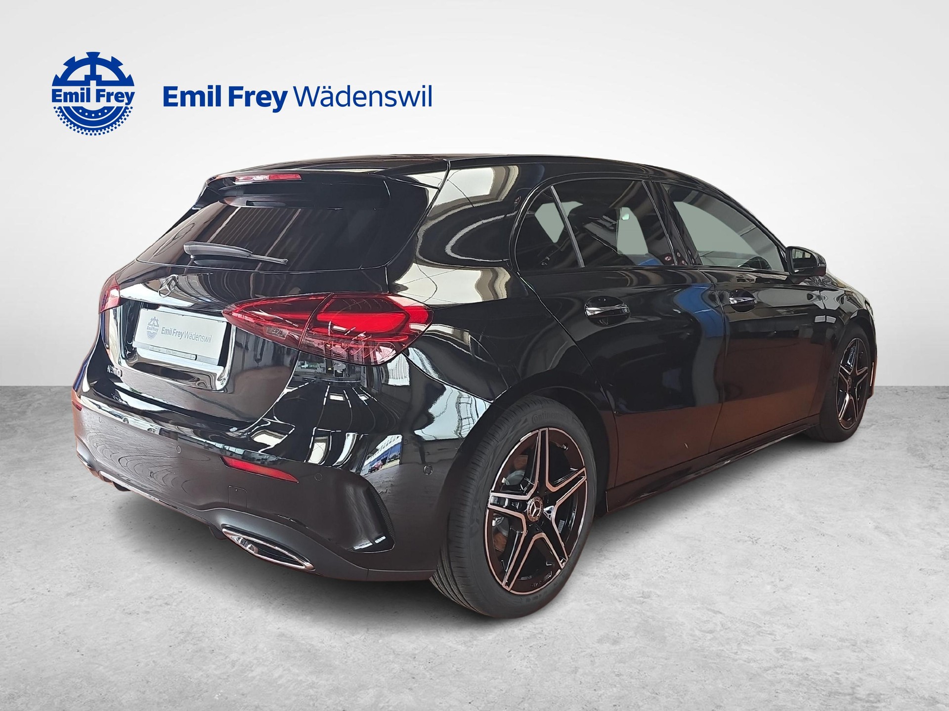 MERCEDES-BENZ A 200 Night Star AMG Line-image-3