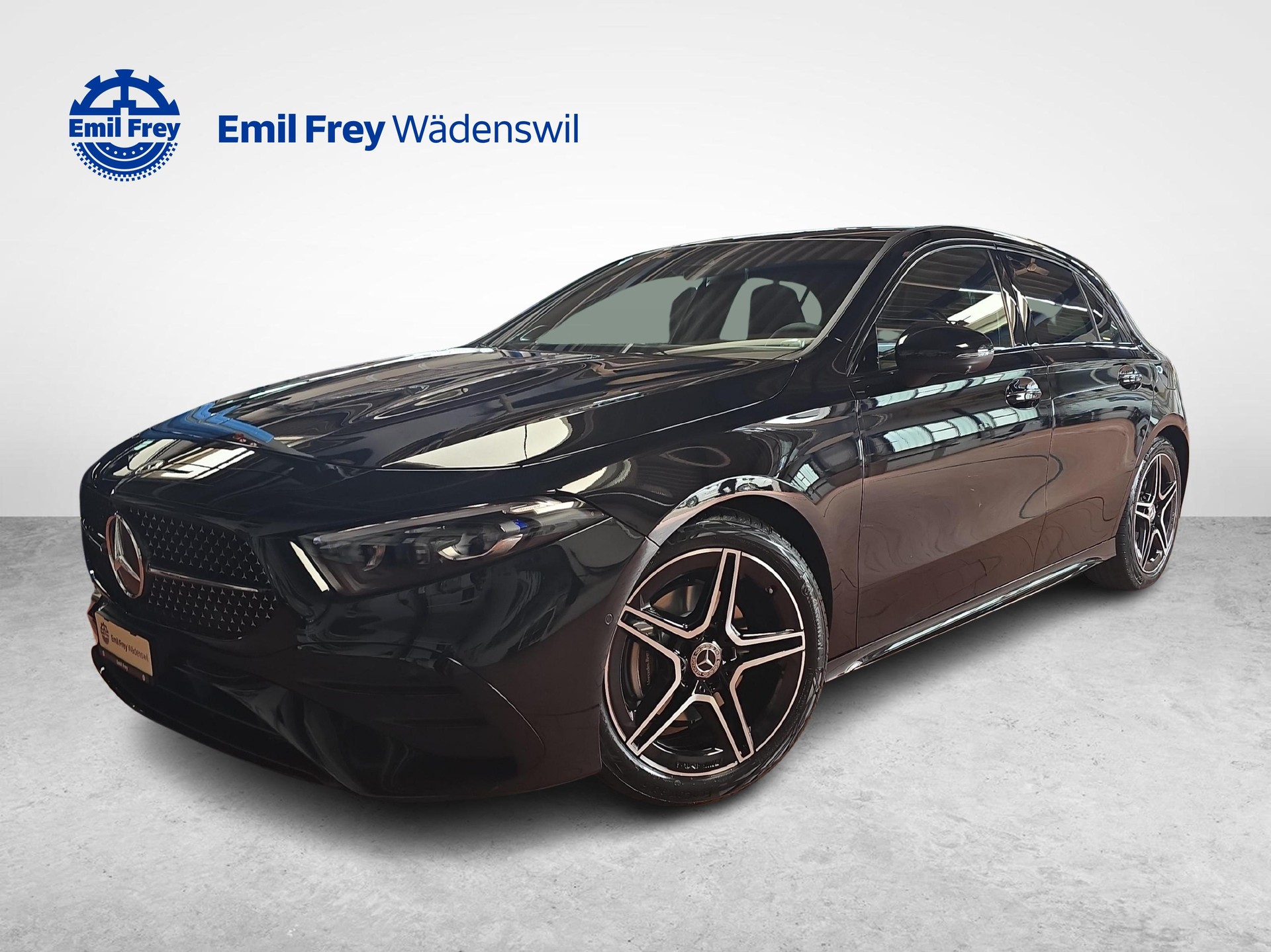 MERCEDES-BENZ A 200 Night Star AMG Line-image-12