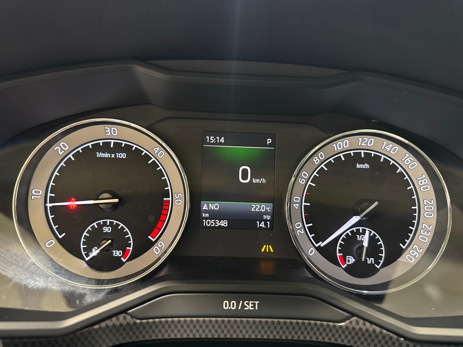 SKODA Superb Combi 2.0 TDI 190 SportLine+ 4x4 DSG-image-13