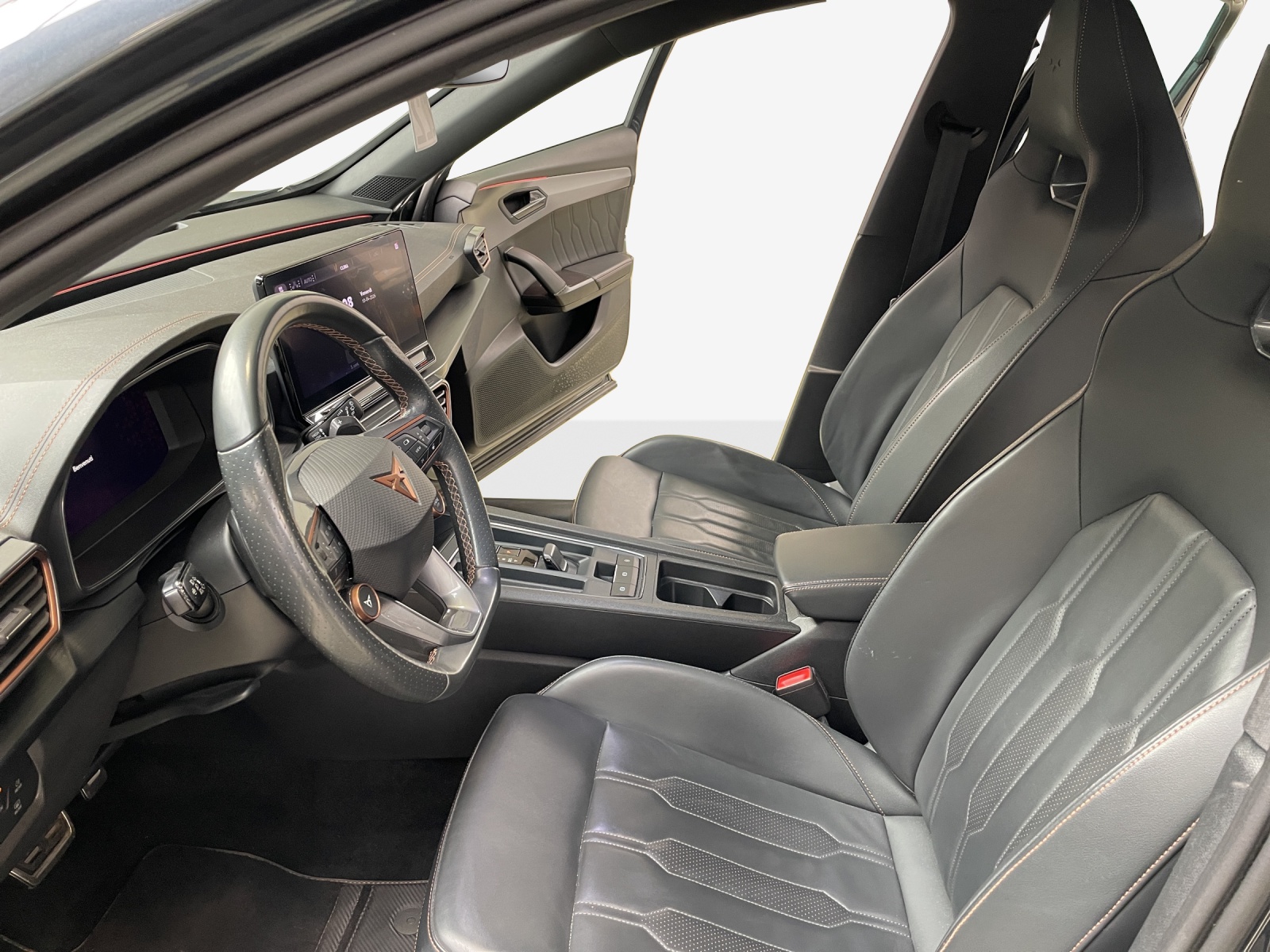 CUPRA Formentor 1.4 e-HYBRID pHEV VZ DSG-image-8