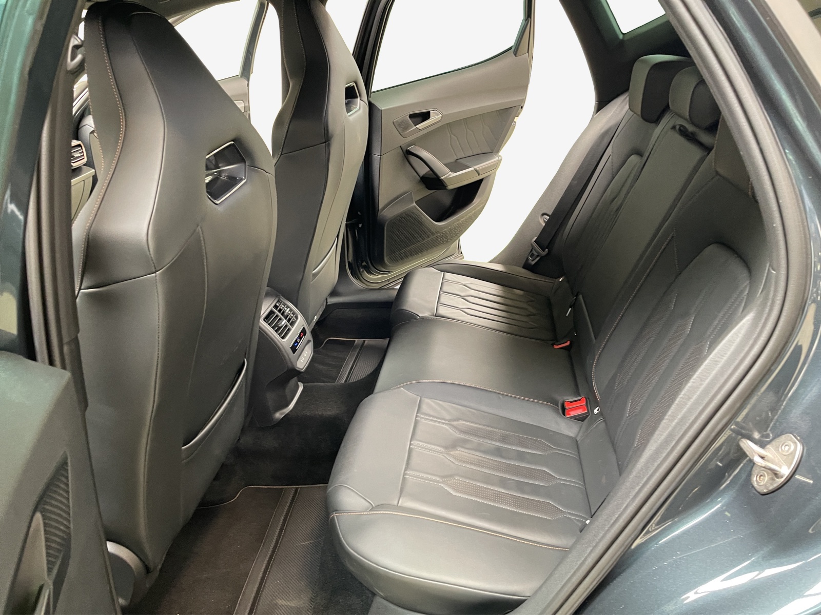 CUPRA Formentor 1.4 e-HYBRID pHEV VZ DSG-image-12