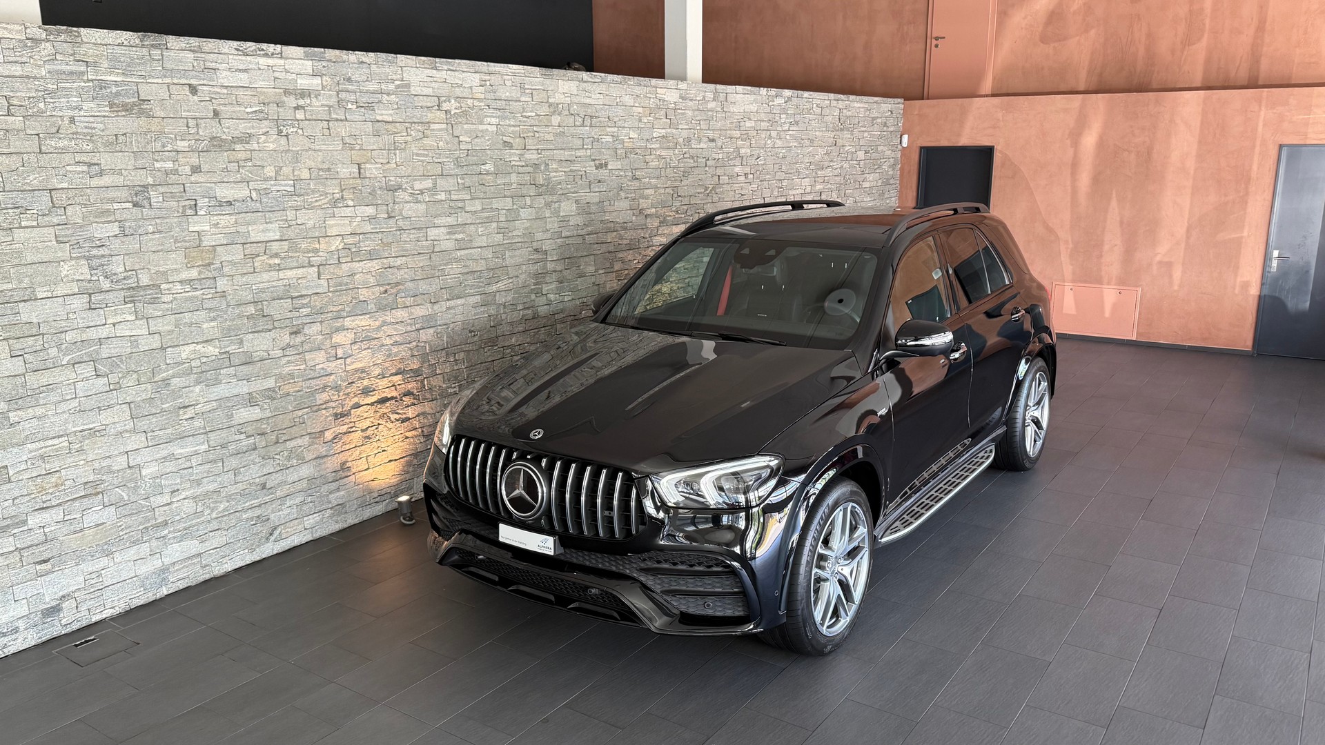 MERCEDES-BENZ GLE 53 AMG 4Matic+ 9G-Speedshift-image-4