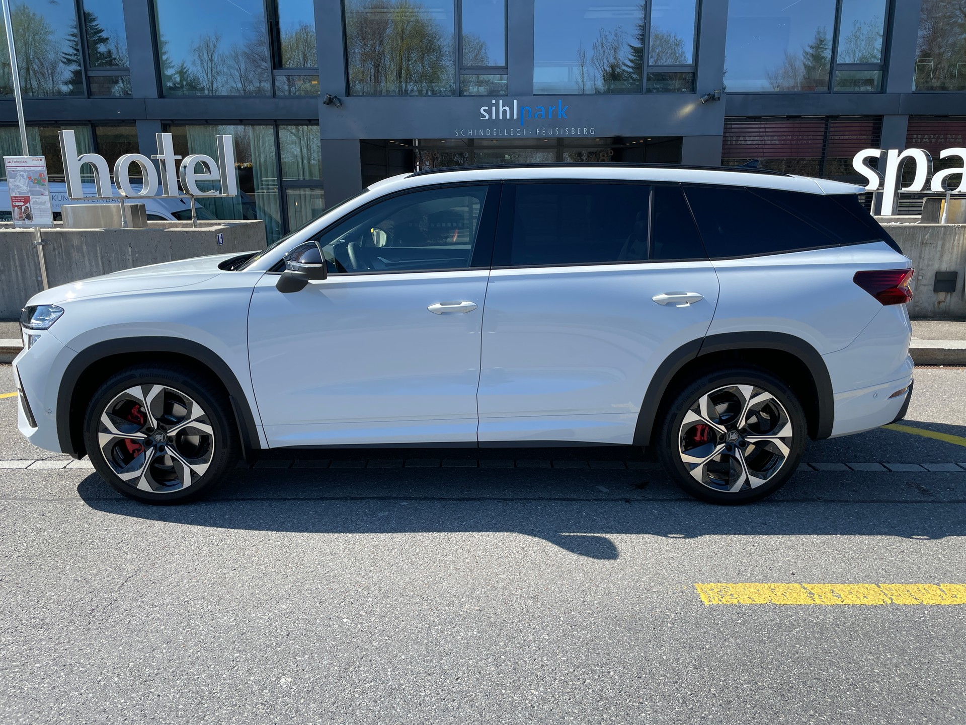 SKODA Kodiaq 2.0 TSI RS 4x4, 7-Sitzer, Standheizung, AHK, Head-up-image-12