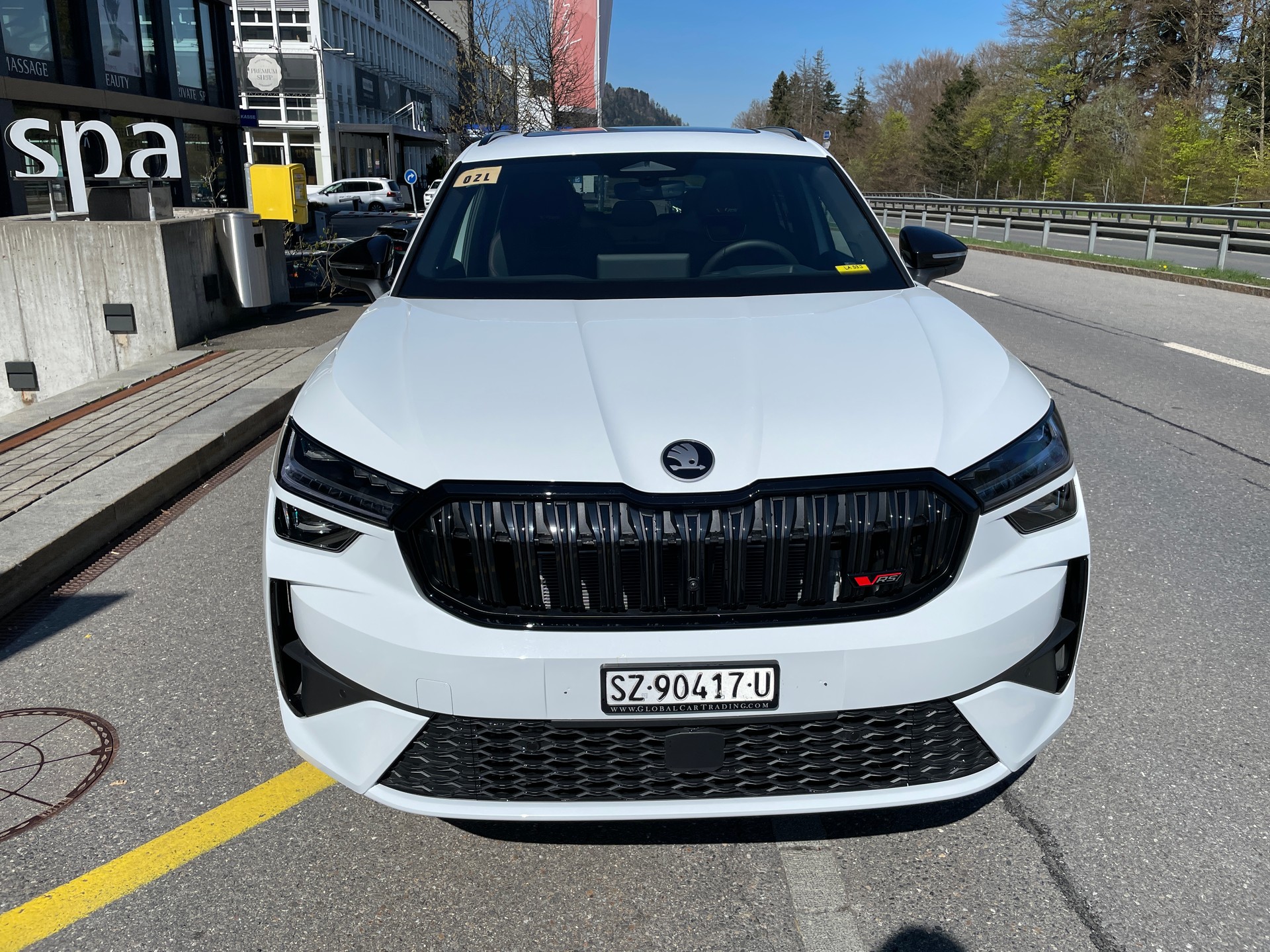 SKODA Kodiaq 2.0 TSI RS 4x4, 7-Sitzer, Standheizung, AHK, Head-up-image-1