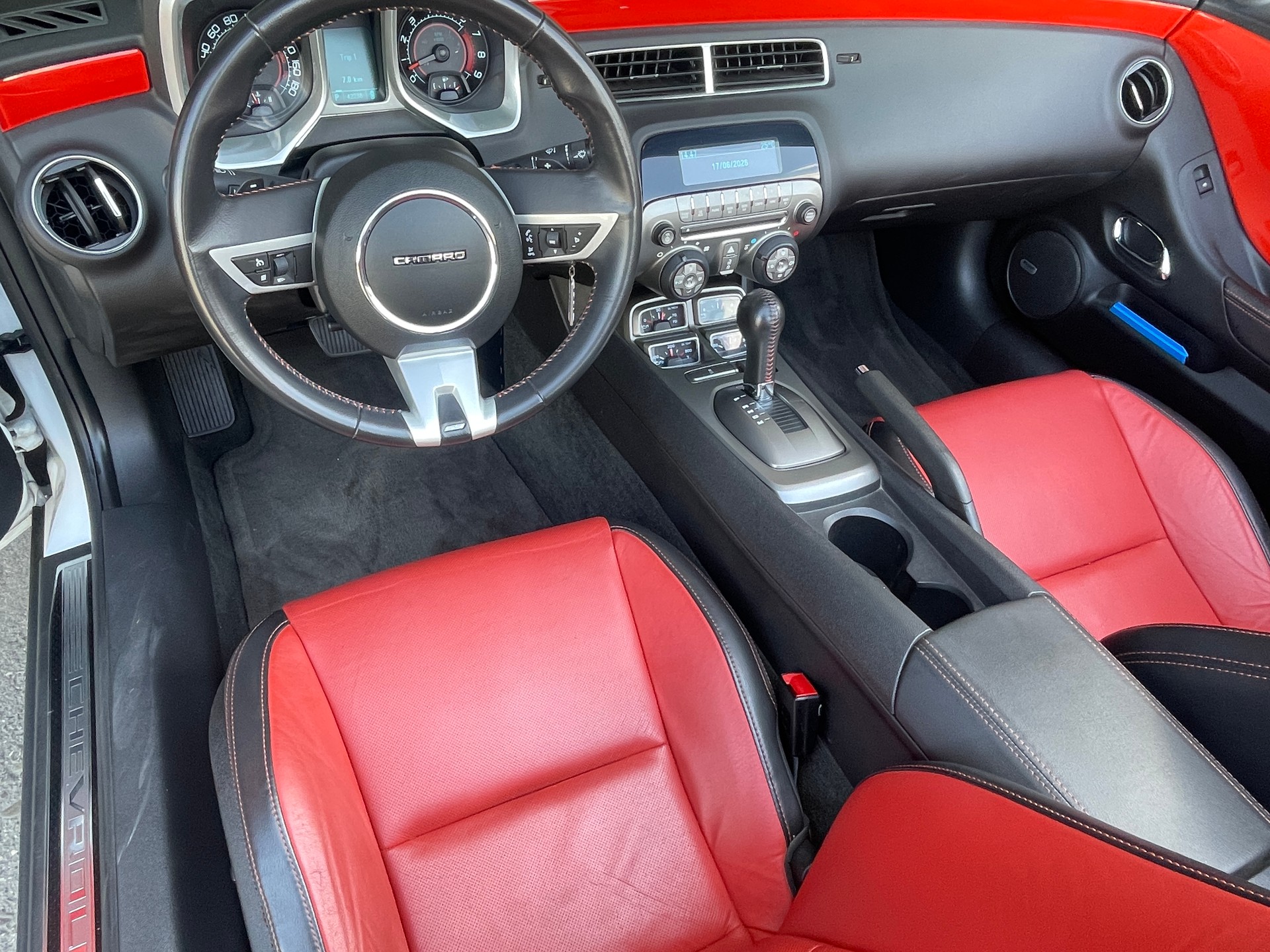 CHEVROLET Camaro 6.2 Convertible Automatic-image-12