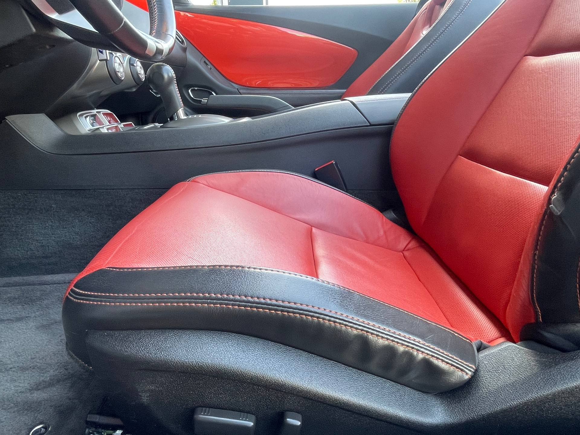 CHEVROLET Camaro 6.2 Convertible Automatic-image-10