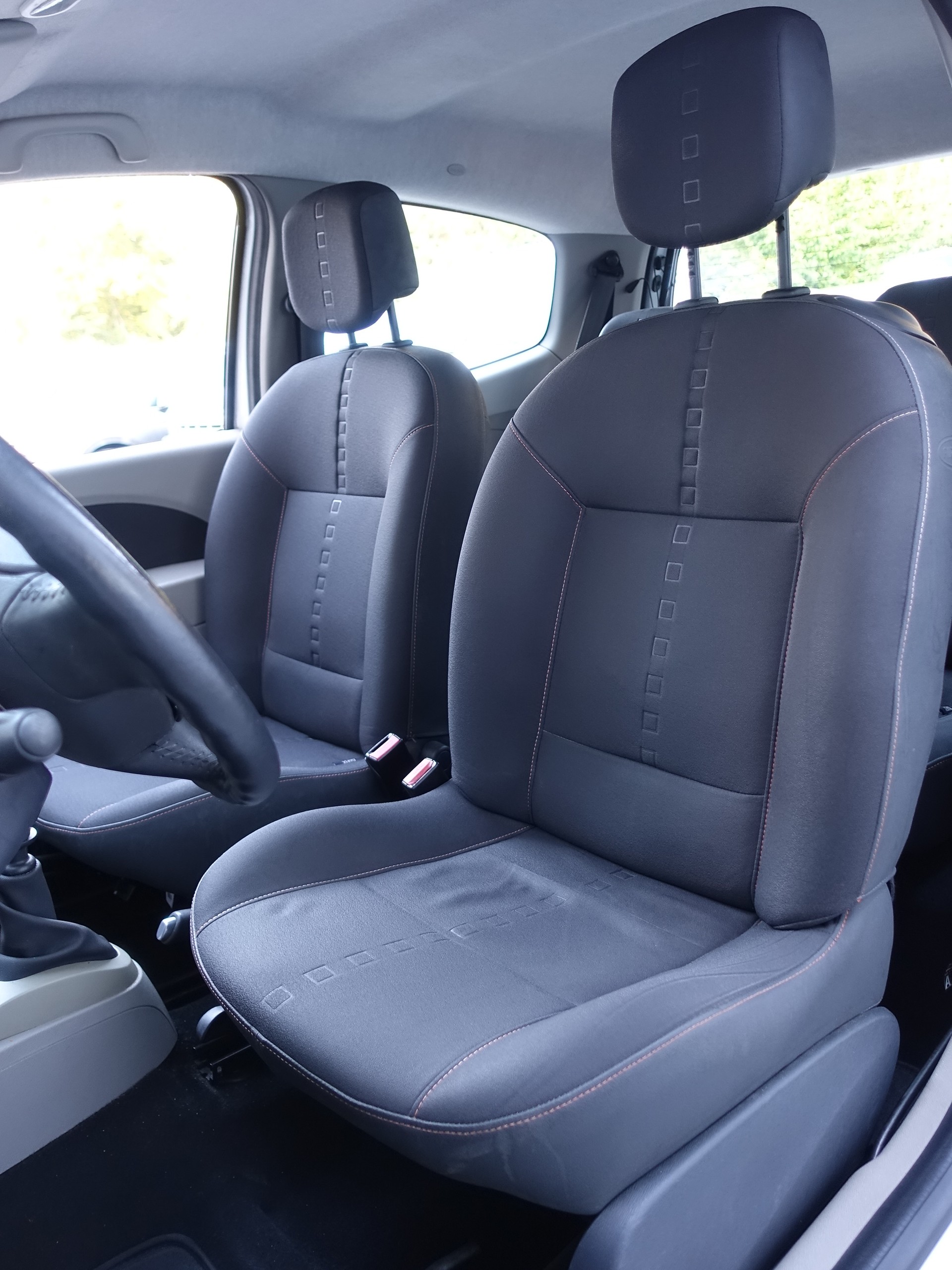 RENAULT Twingo 1.2 16V Expression-image-8