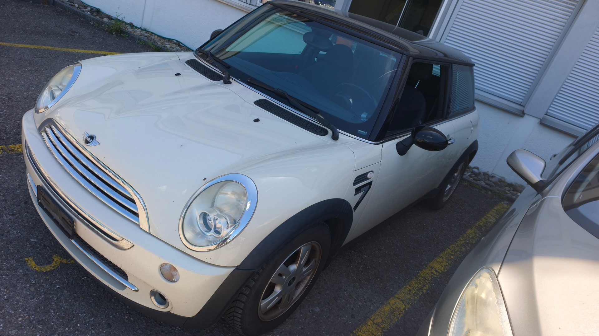 MINI Cooper-image-2