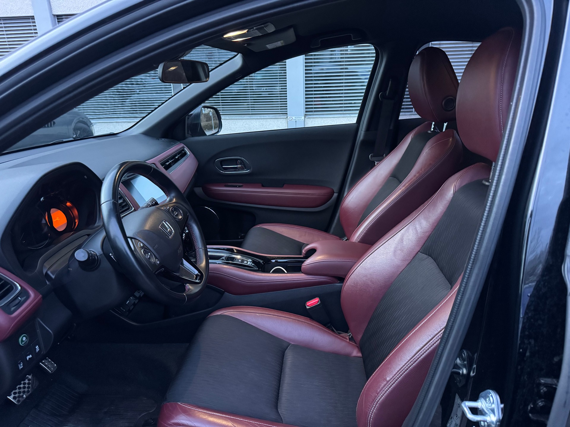HONDA HR-V 1.5i-VTEC Turbo CVT-image-7