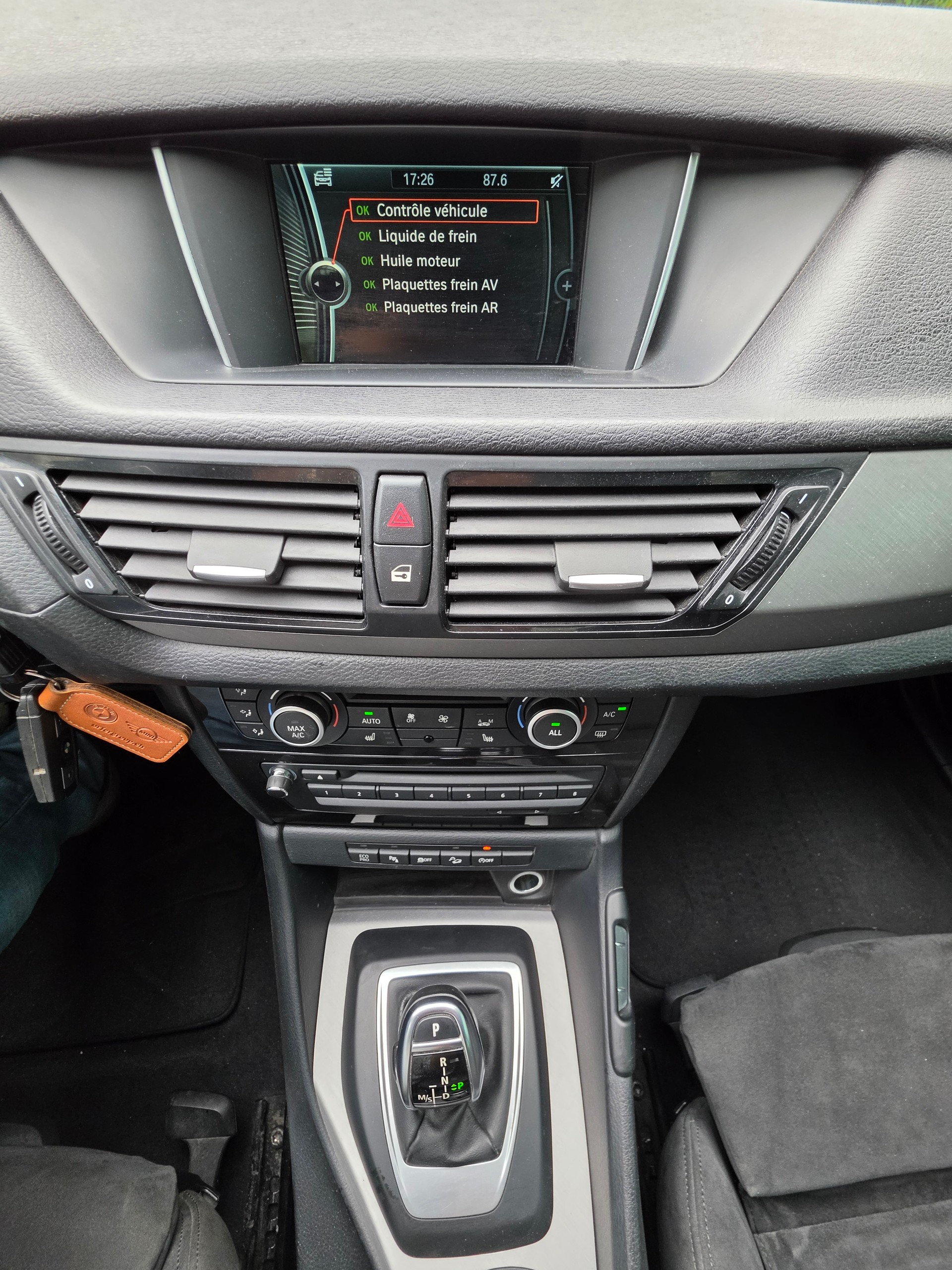 BMW X1 xDrive 20d Steptronic-image-14