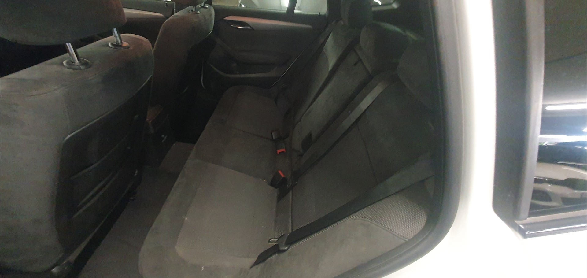 BMW X1 xDrive 20d Steptronic-image-13