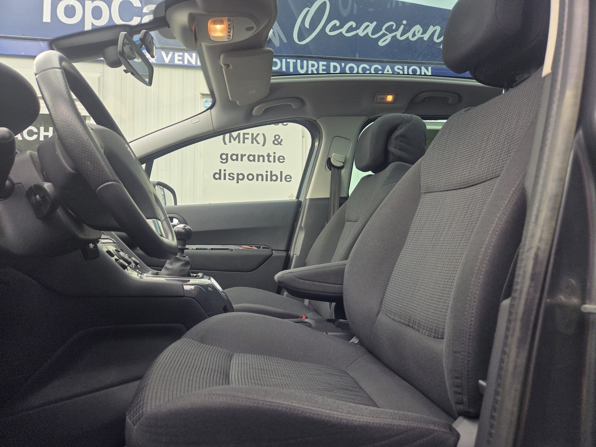 PEUGEOT 5008 1.6 16V T Family ** 7 PLACES ** Expertisé ** Ab MFK 11.25-image-5