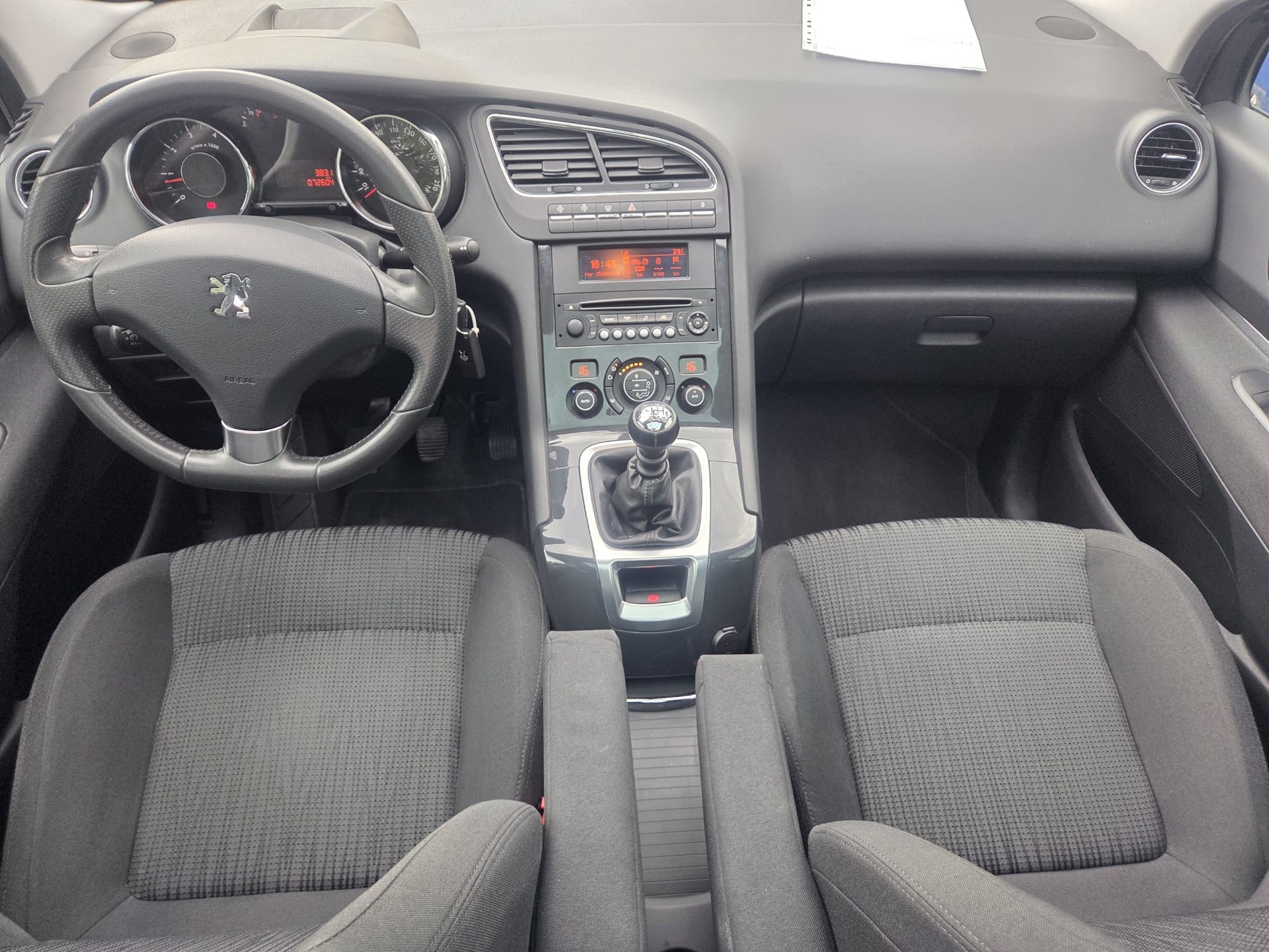 PEUGEOT 5008 1.6 16V T Family ** 7 PLACES ** Expertisé ** Ab MFK 11.25-image-6