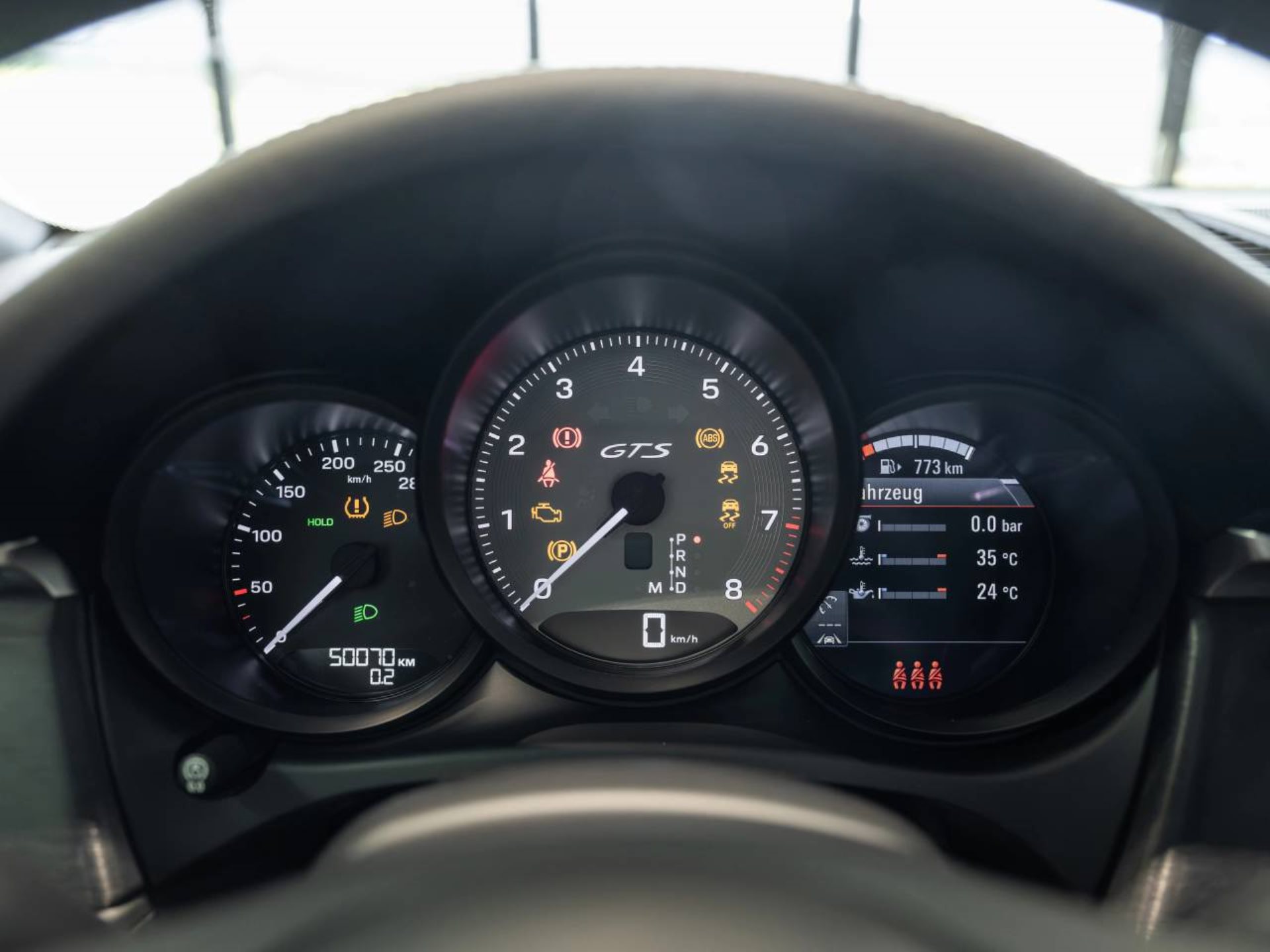 PORSCHE Macan GTS-image-15