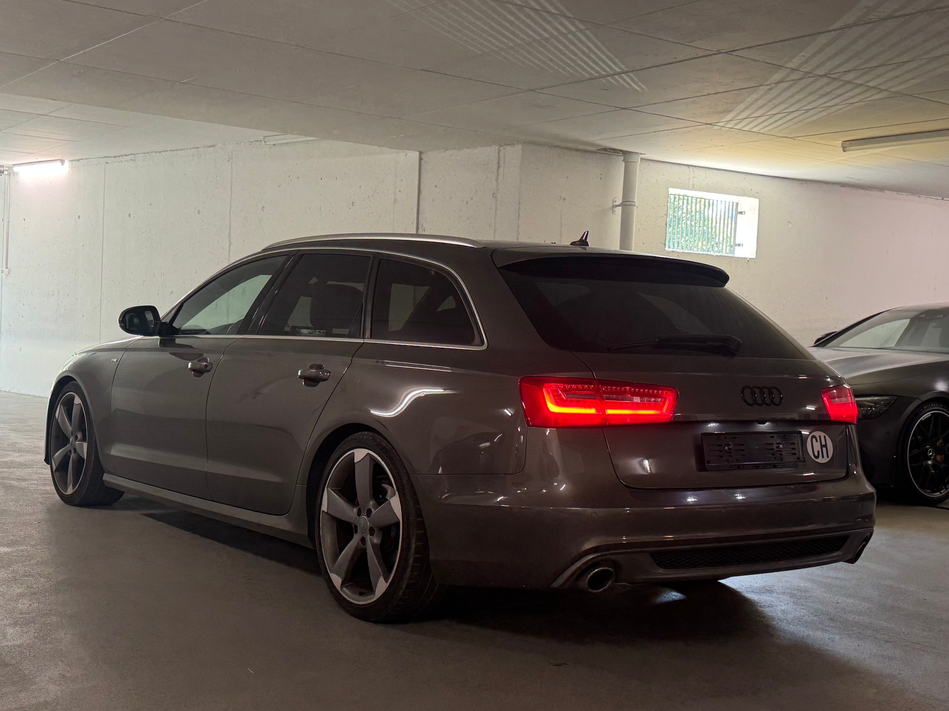 AUDI A6 Avant 3.0 TDI V6 quattro S-tronic S-Line-image-4
