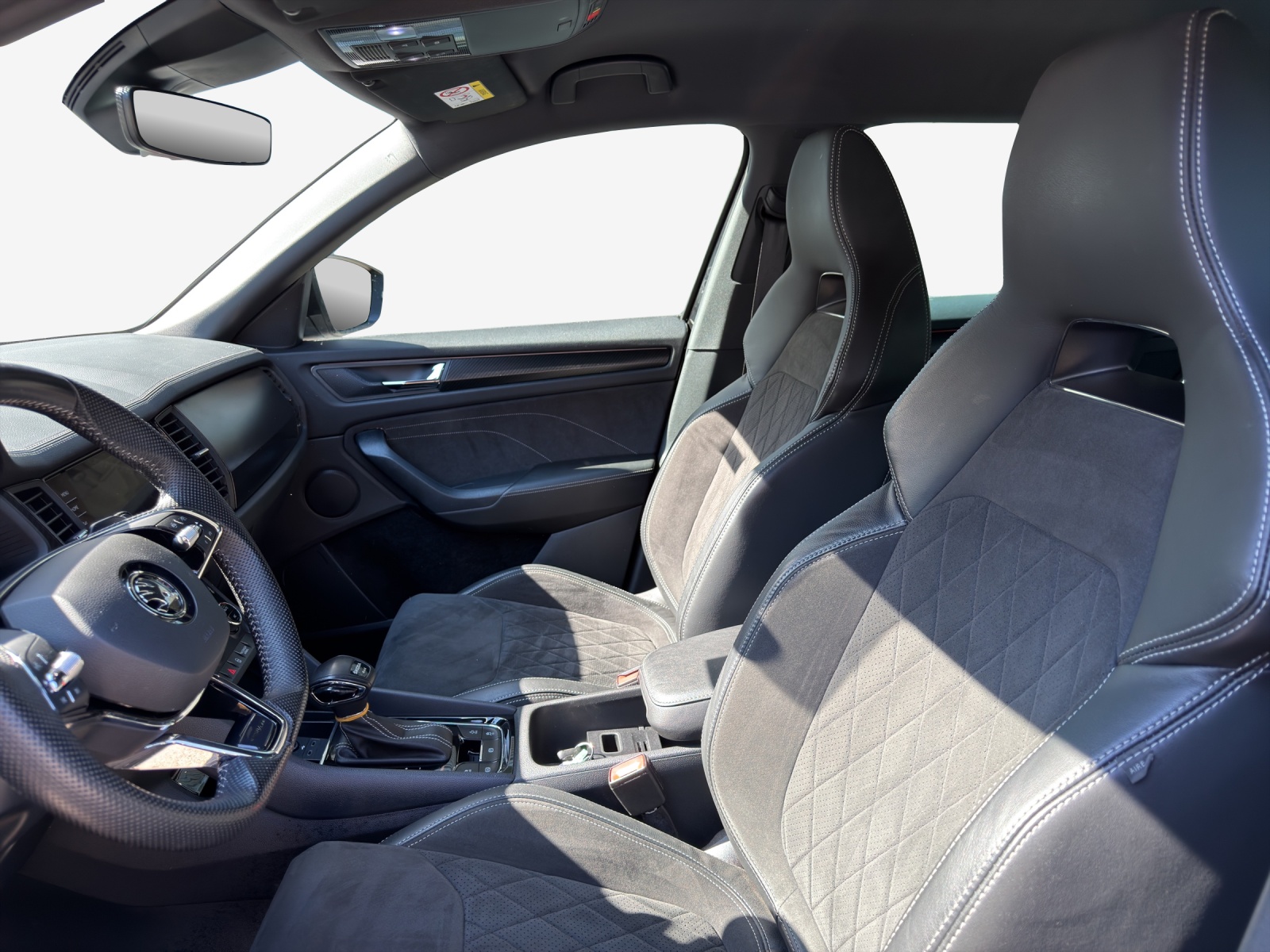 SKODA Kodiaq 2.0 TSI 4x4 SportLine-image-7