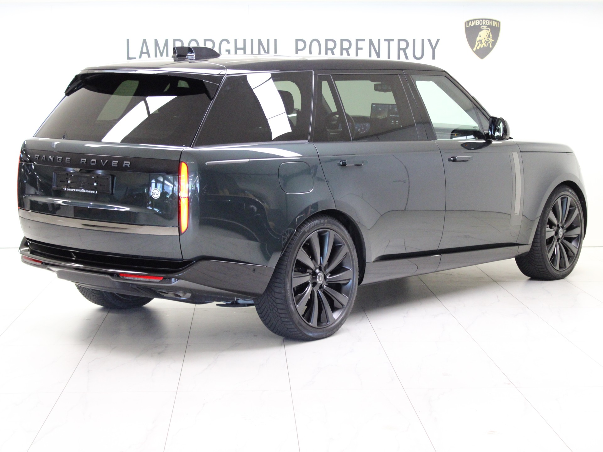 LAND ROVER Range Rover LWB P615 4.4 V8 SV Automatic-image-2