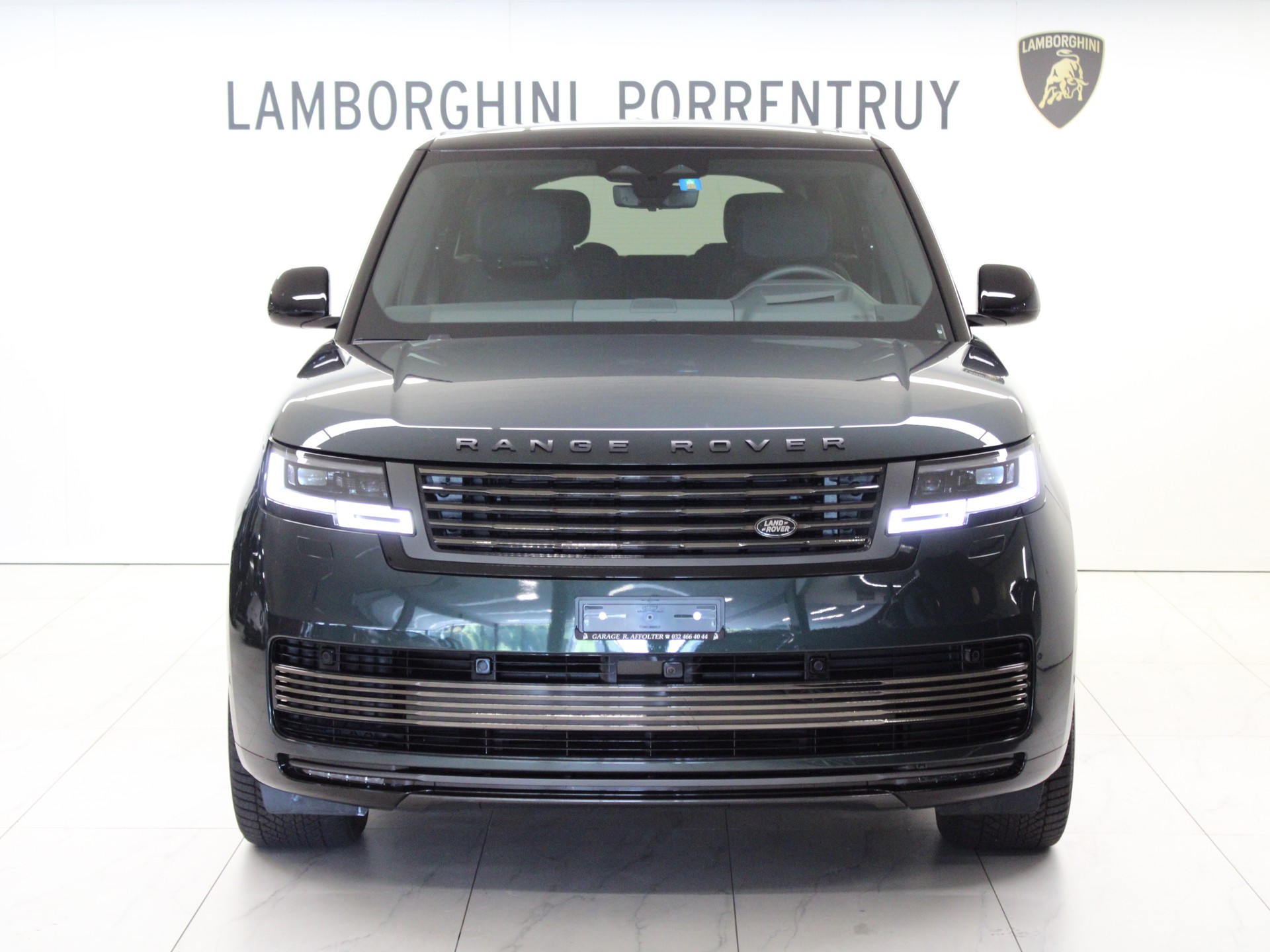 LAND ROVER Range Rover LWB P615 4.4 V8 SV Automatic-image-4