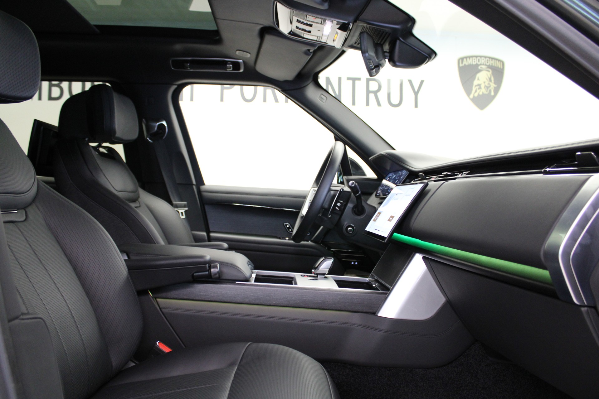 LAND ROVER Range Rover LWB P615 4.4 V8 SV Automatic-image-6