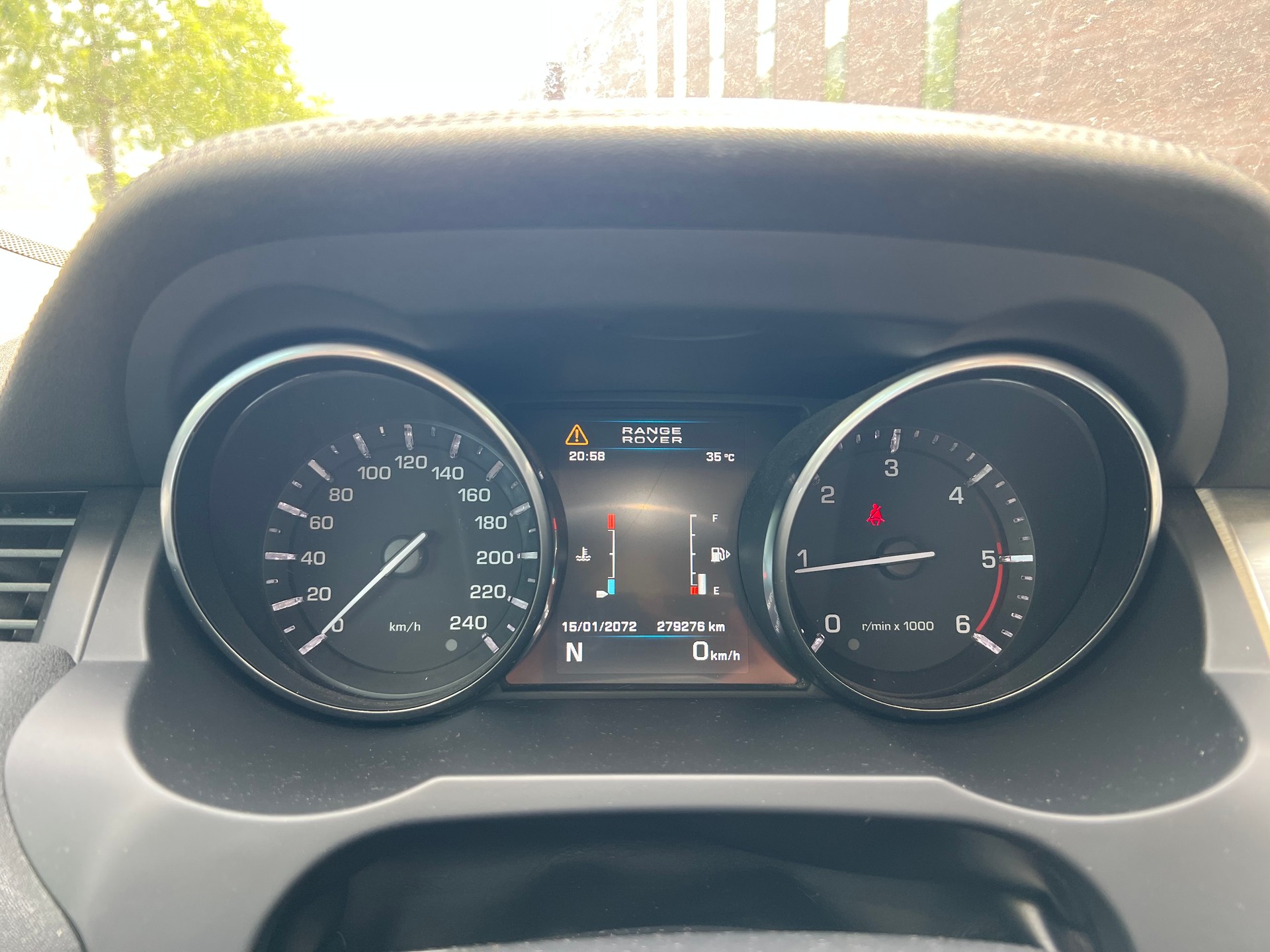 LAND ROVER Range Rover Evoque 2.2 SD4 Prestige AT6-image-8