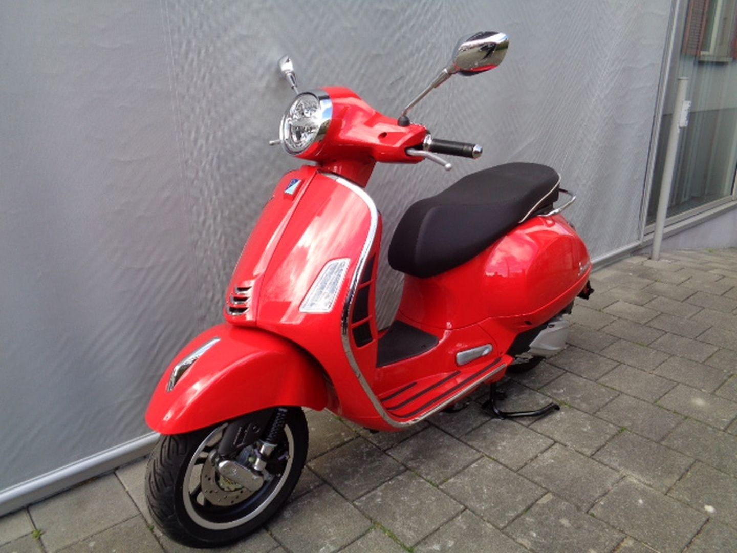 PIAGGIO VESPA GTS SUPER 310 E5-showroom-element-1