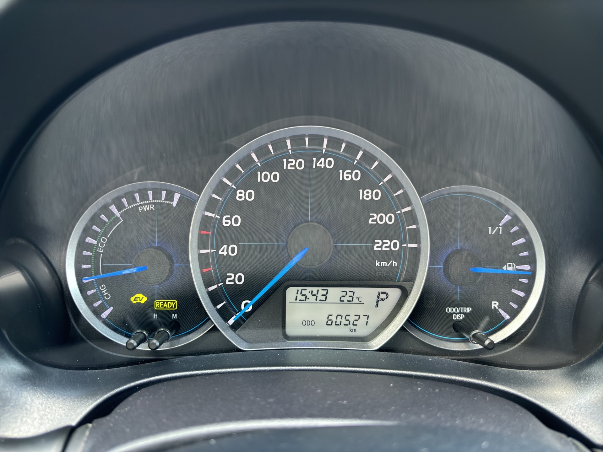 TOYOTA Yaris 1.5 VVT-i Hybrid Sol Premium CVT-image-25