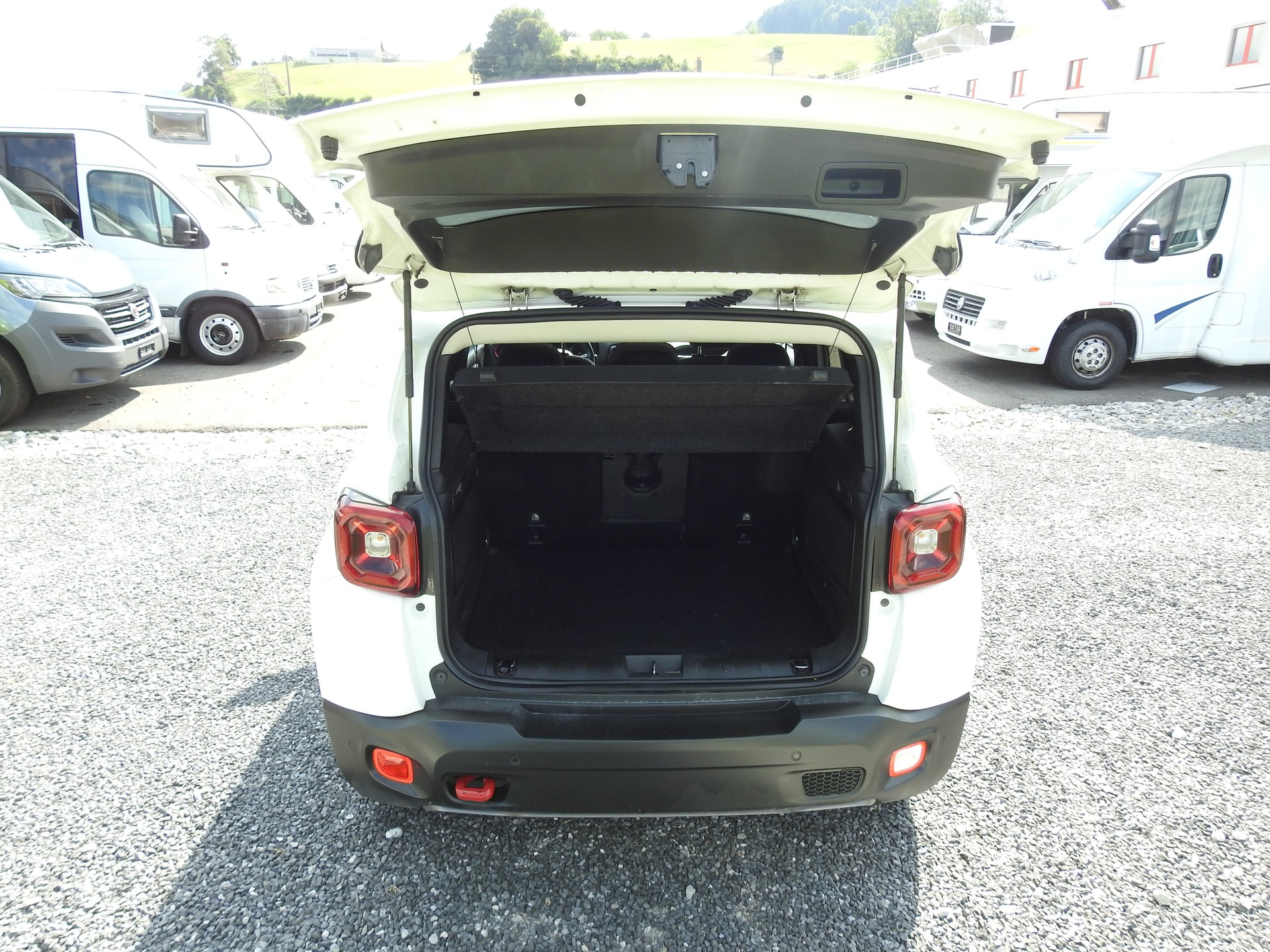 JEEP Renegade 2.0 MJ Trailhawk AWD + Low Range 9ATX-image-9