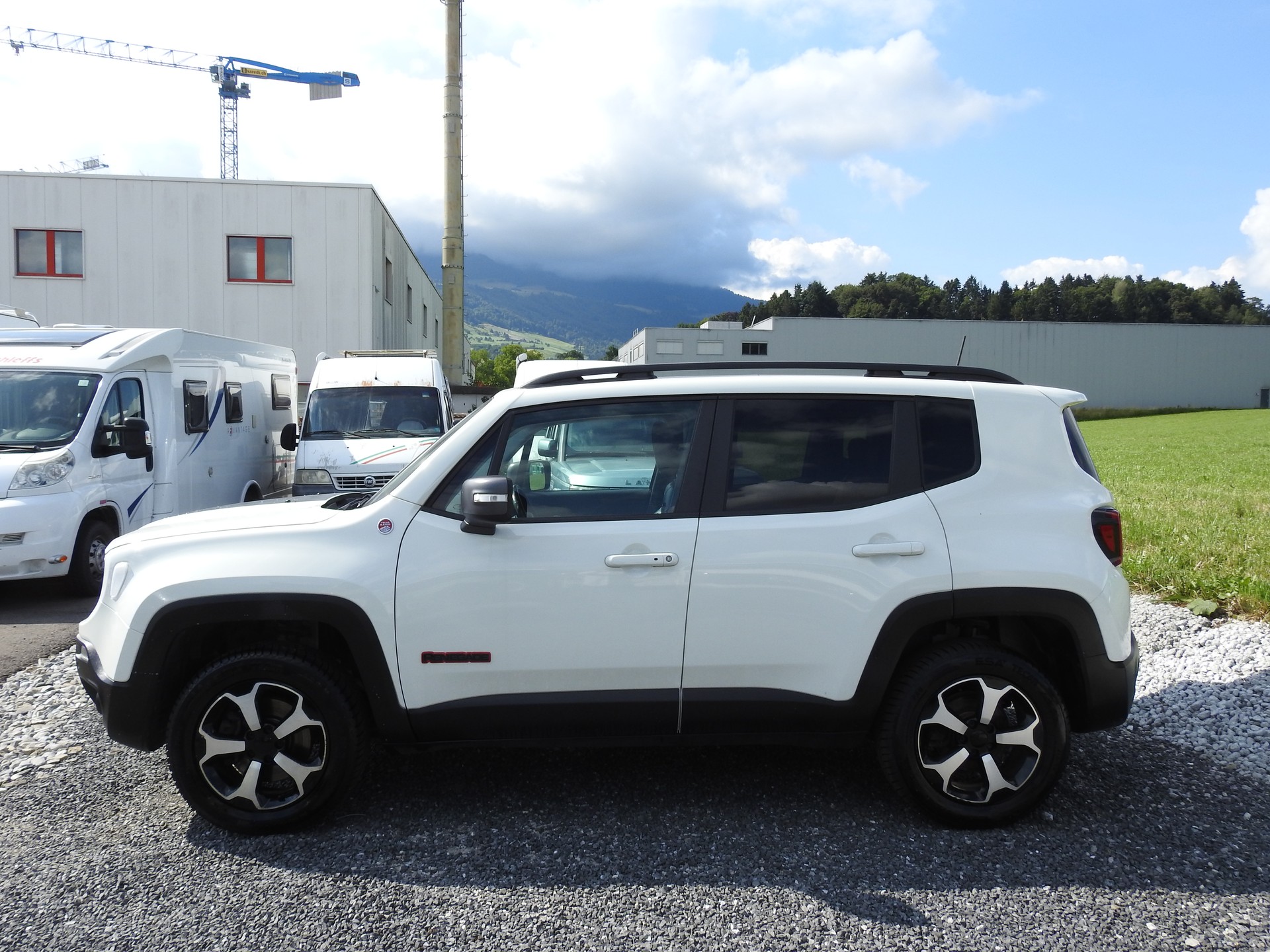 JEEP Renegade 2.0 MJ Trailhawk AWD + Low Range 9ATX-image-2