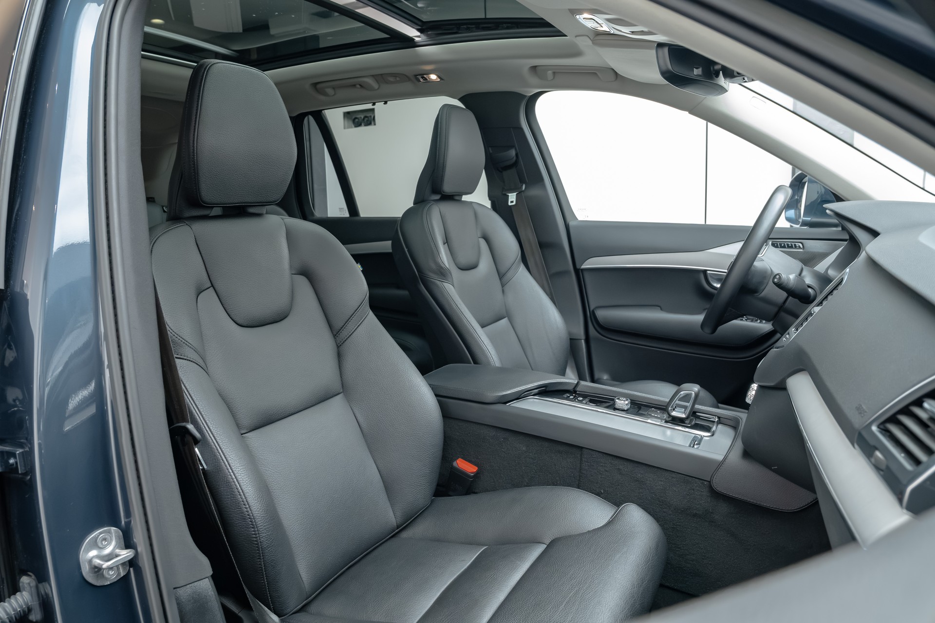 VOLVO XC90 T8 eAWD PluginHybrid Inscription Geartronic-image-9