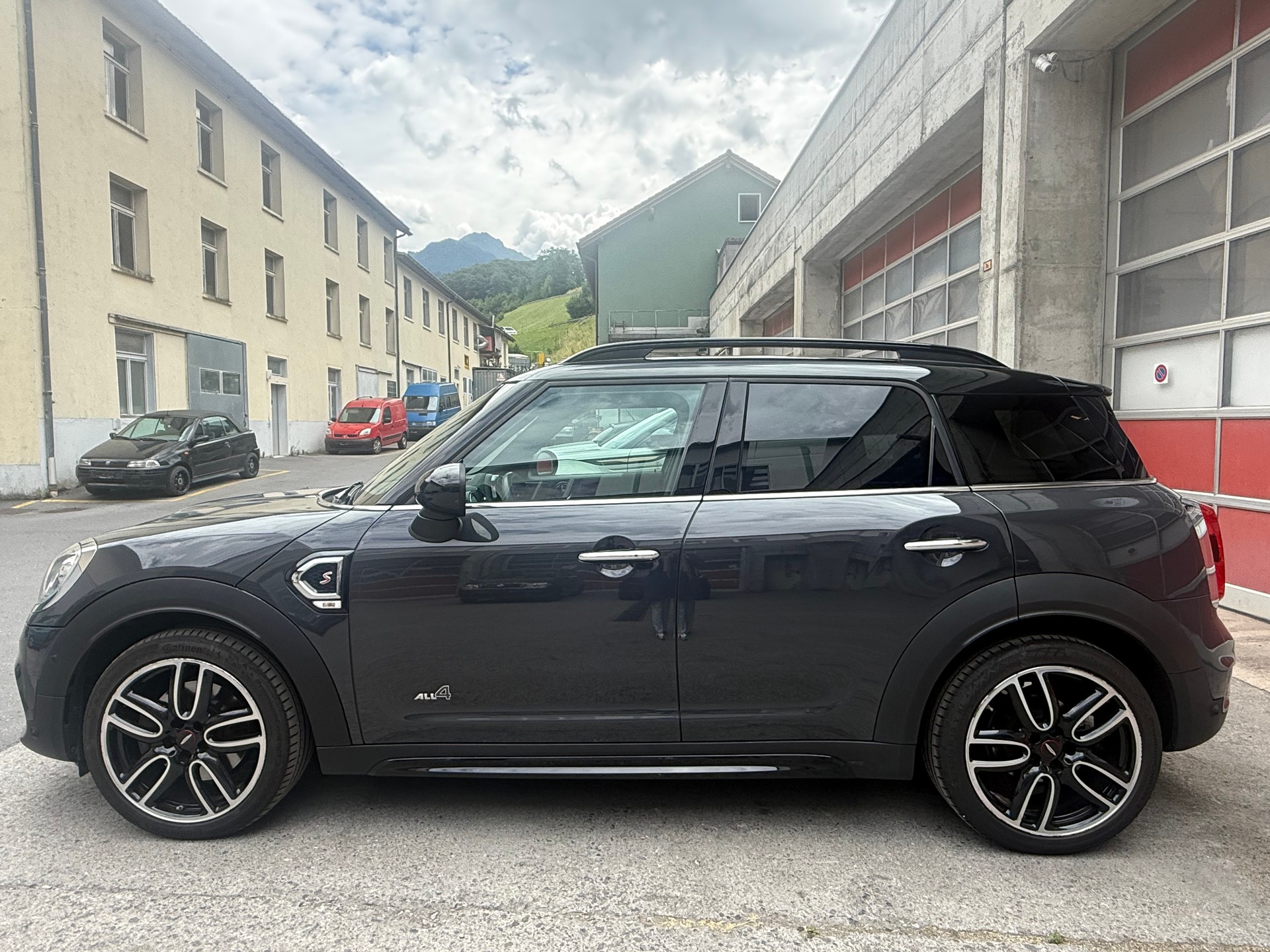 MINI Countryman Cooper S ALL4 Steptronic-image-3