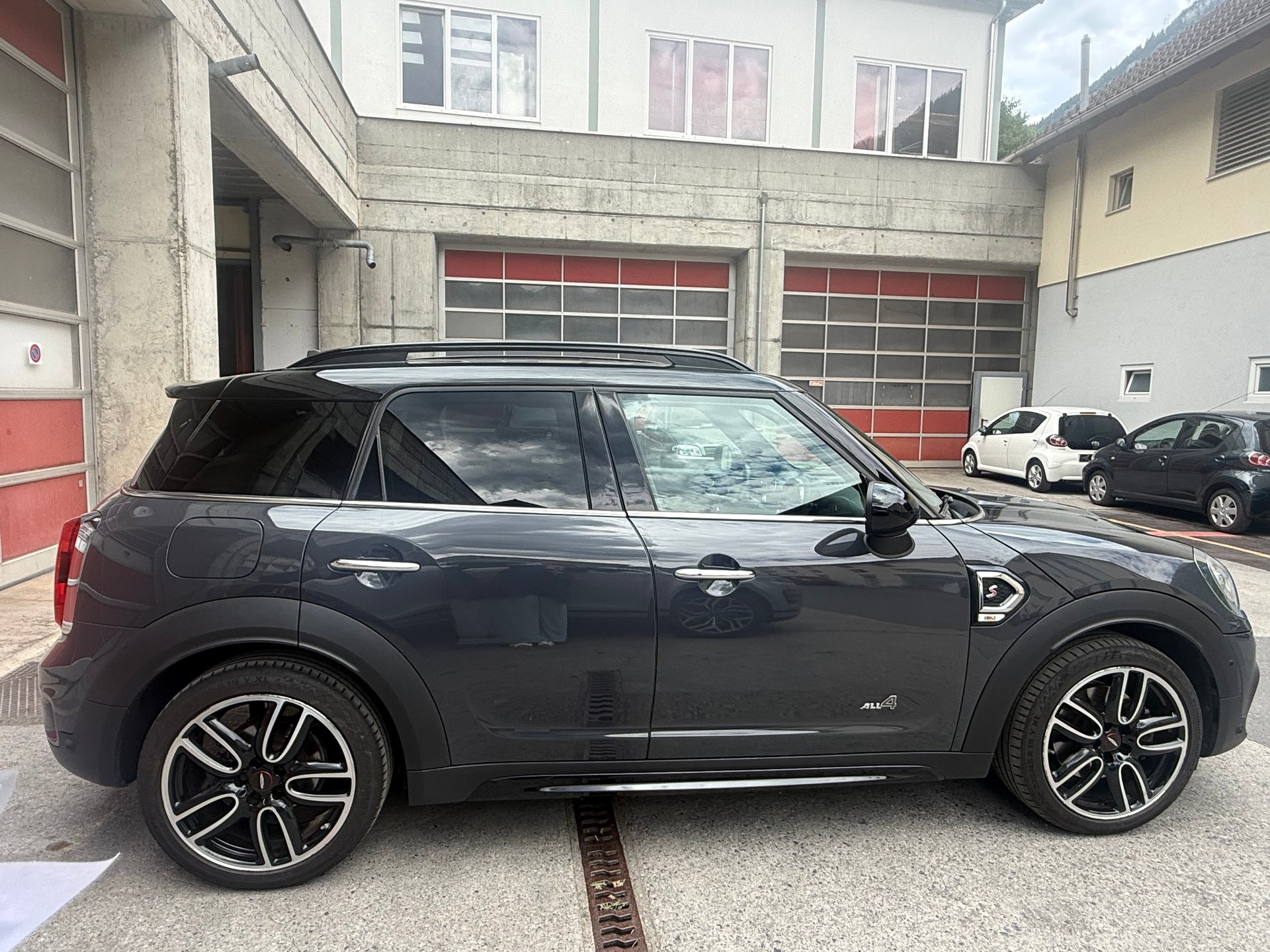 MINI Countryman Cooper S ALL4 Steptronic-image-2