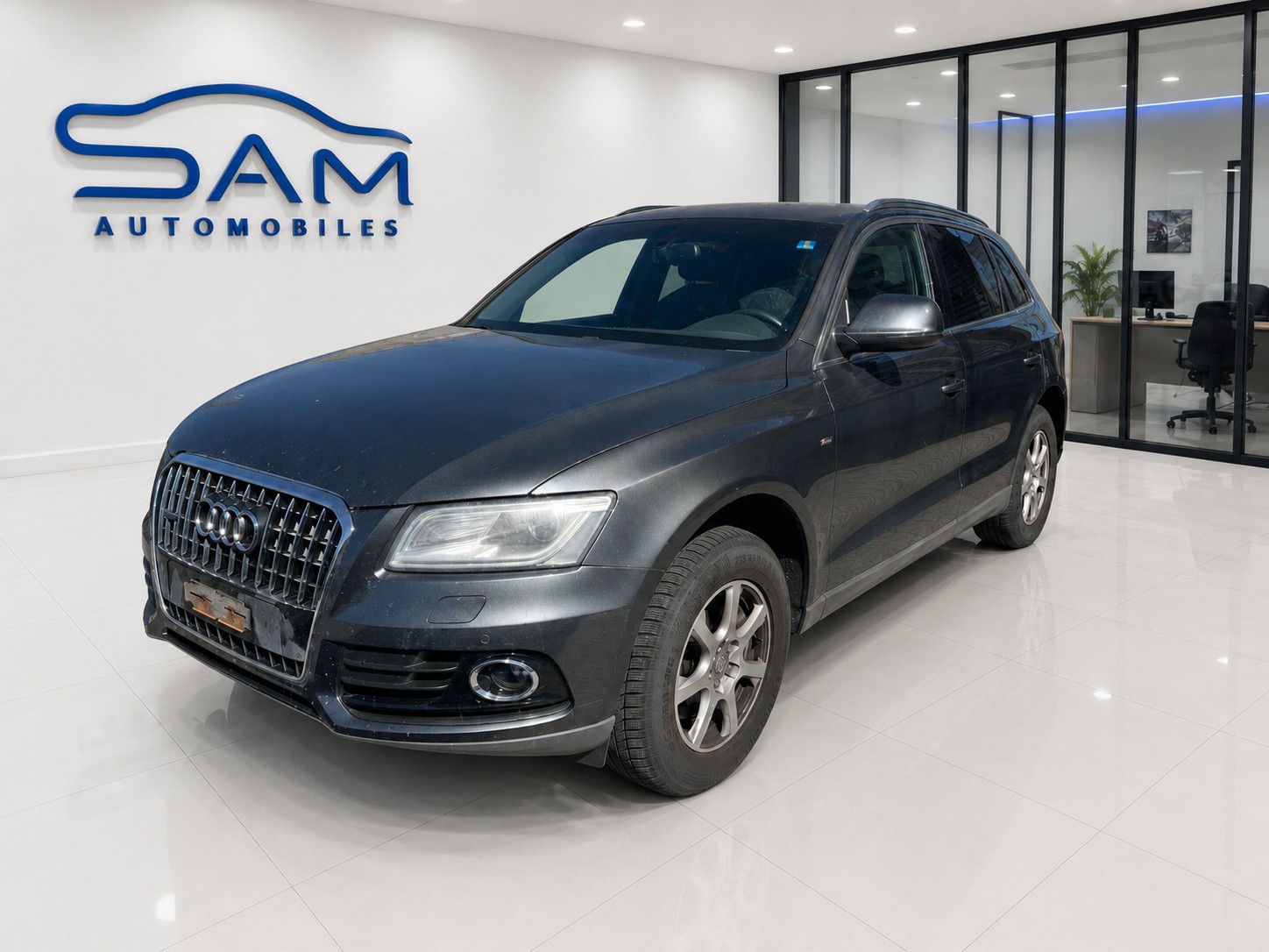 AUDI Q5 S-LINE 3.0 TDI quattro S-tronic-image-0