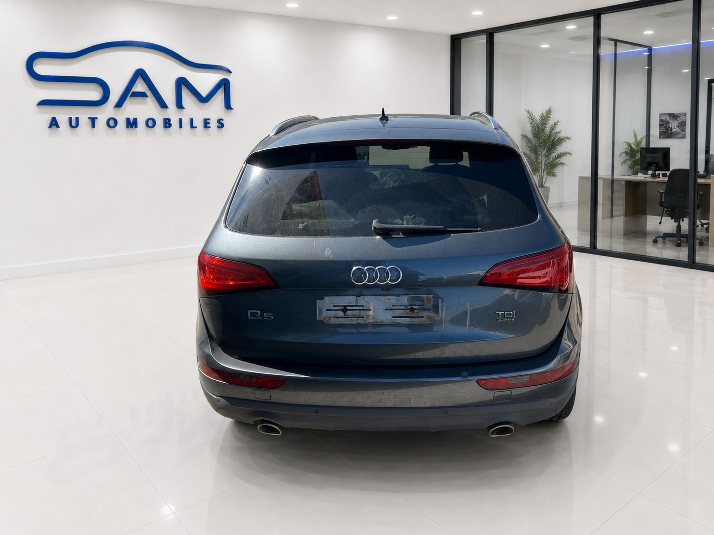 AUDI Q5 S-LINE 3.0 TDI quattro S-tronic-image-4
