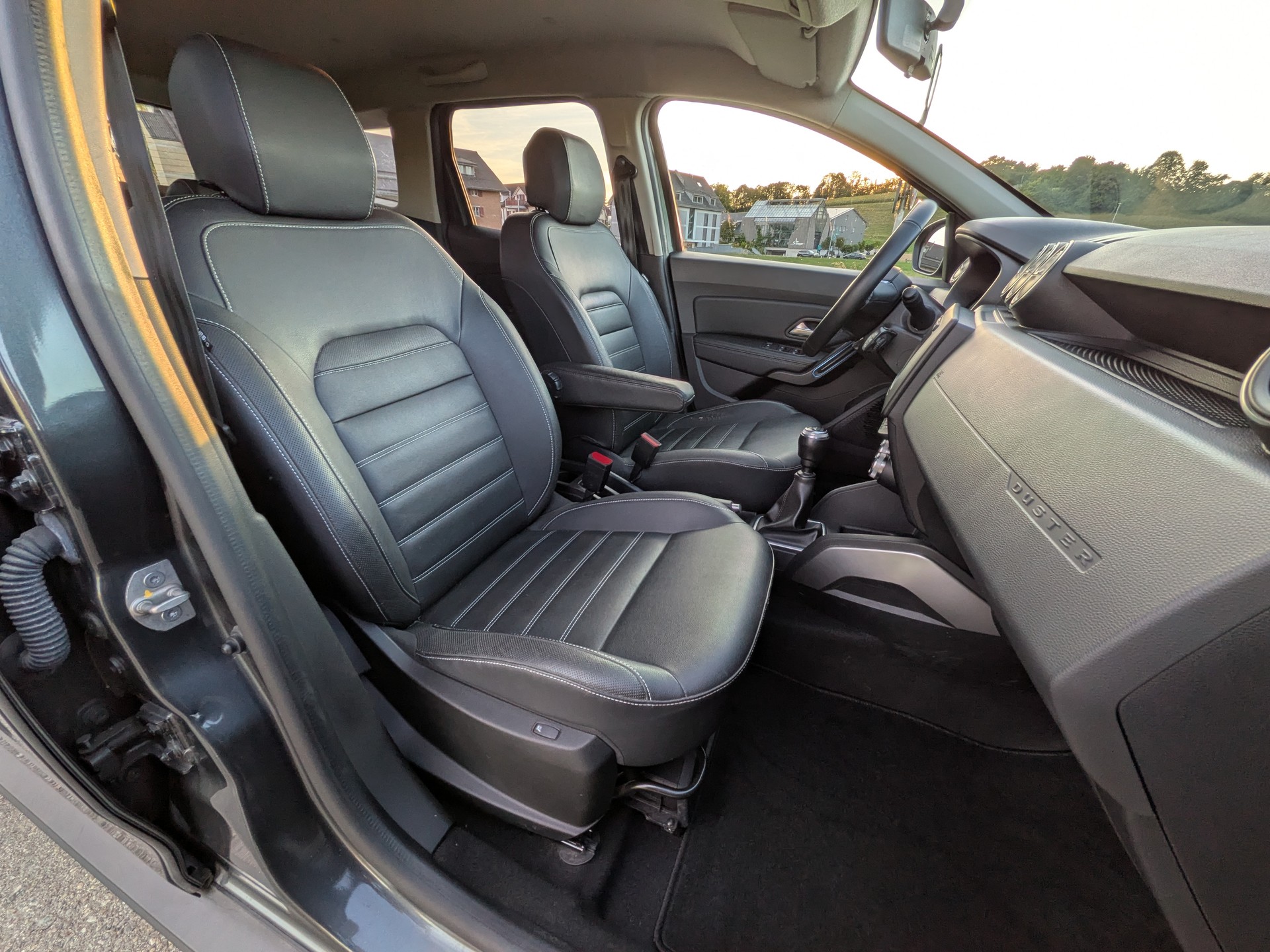 DACIA Duster TCe 150 Prestige 4x4-image-14