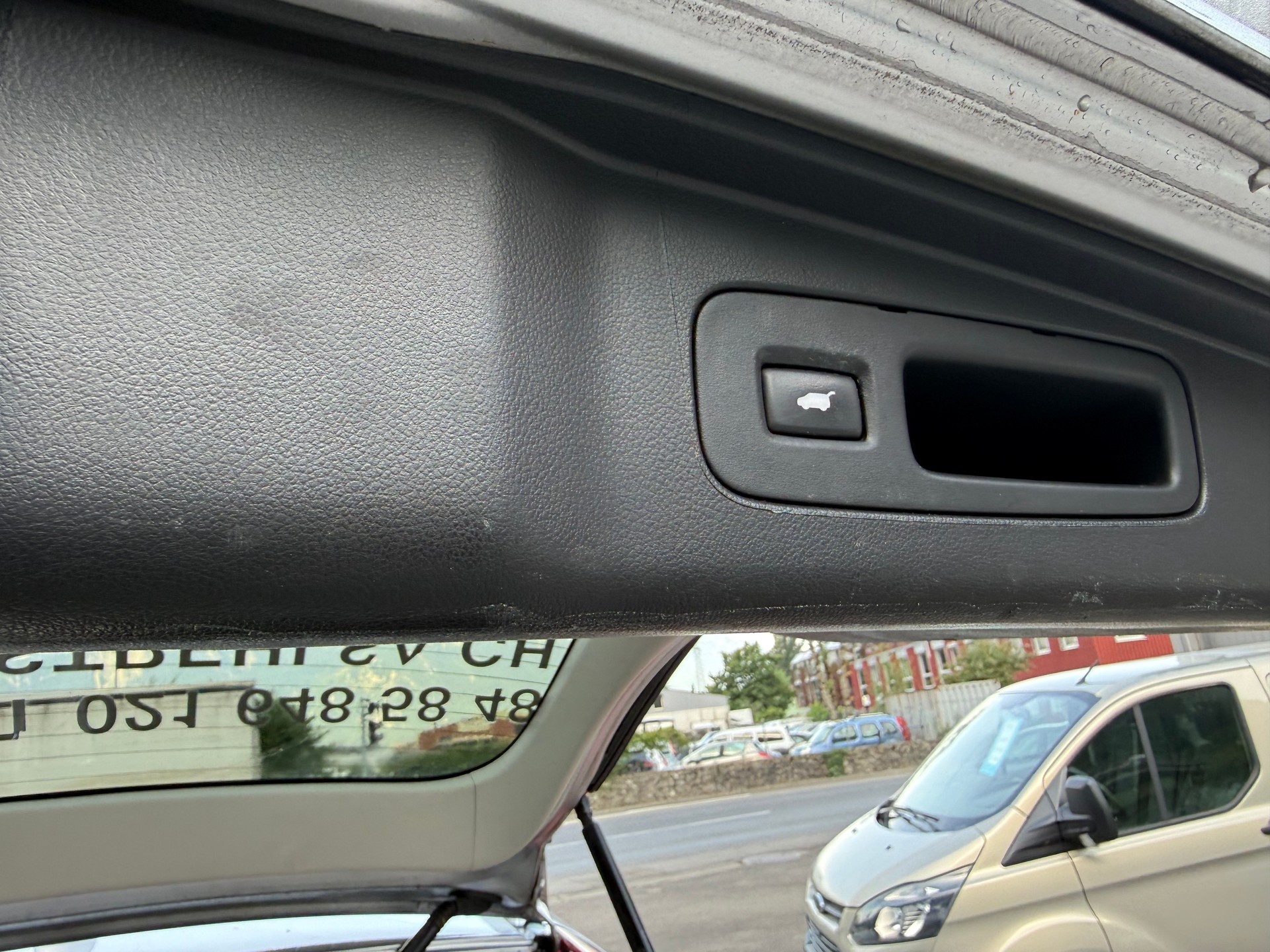 HONDA CR-V 1.6 i-DTEC Executive 4WD Automatic-image-6